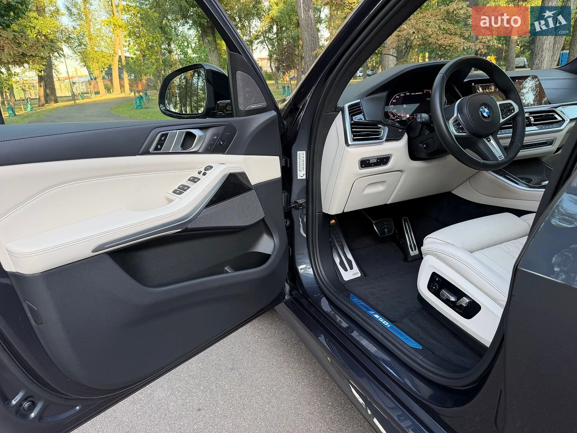 2022 BMW X5 - мініатюра 22