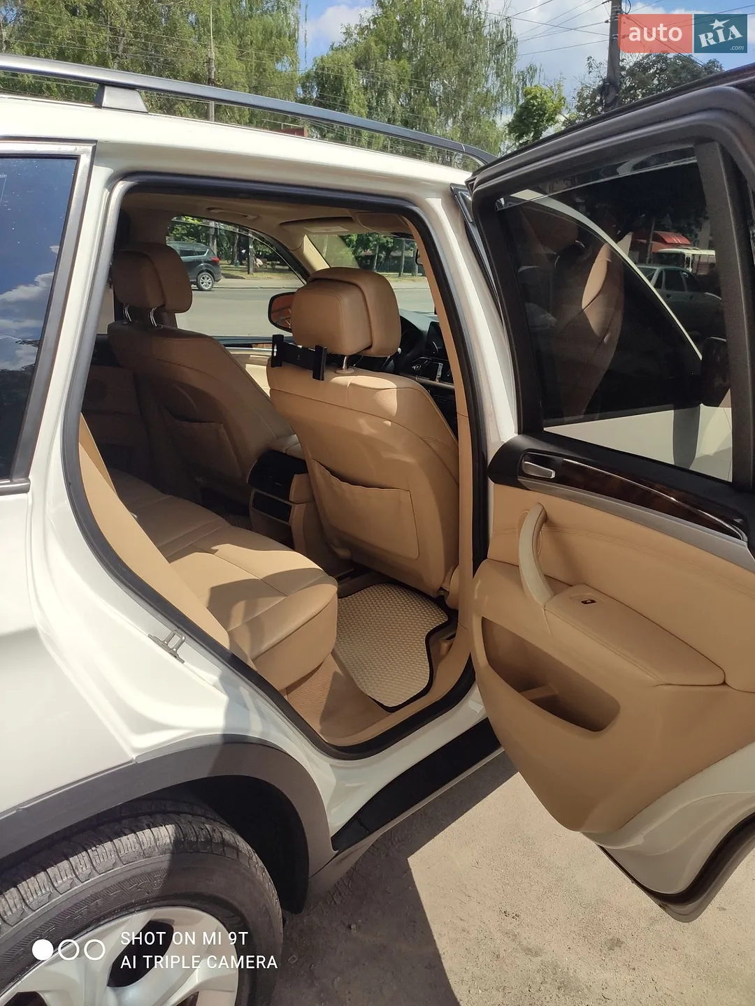 2010 BMW X5 - мініатюра 9
