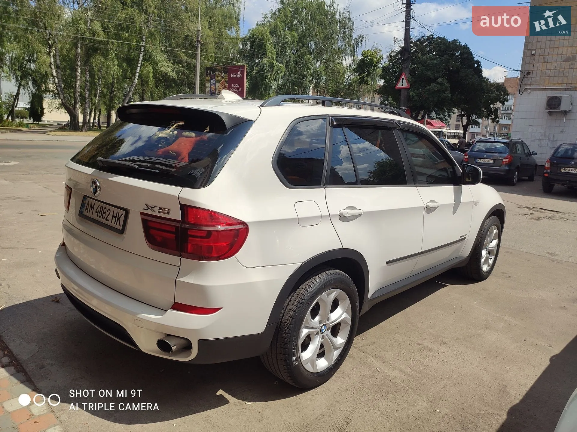 2010 BMW X5 - мініатюра 3