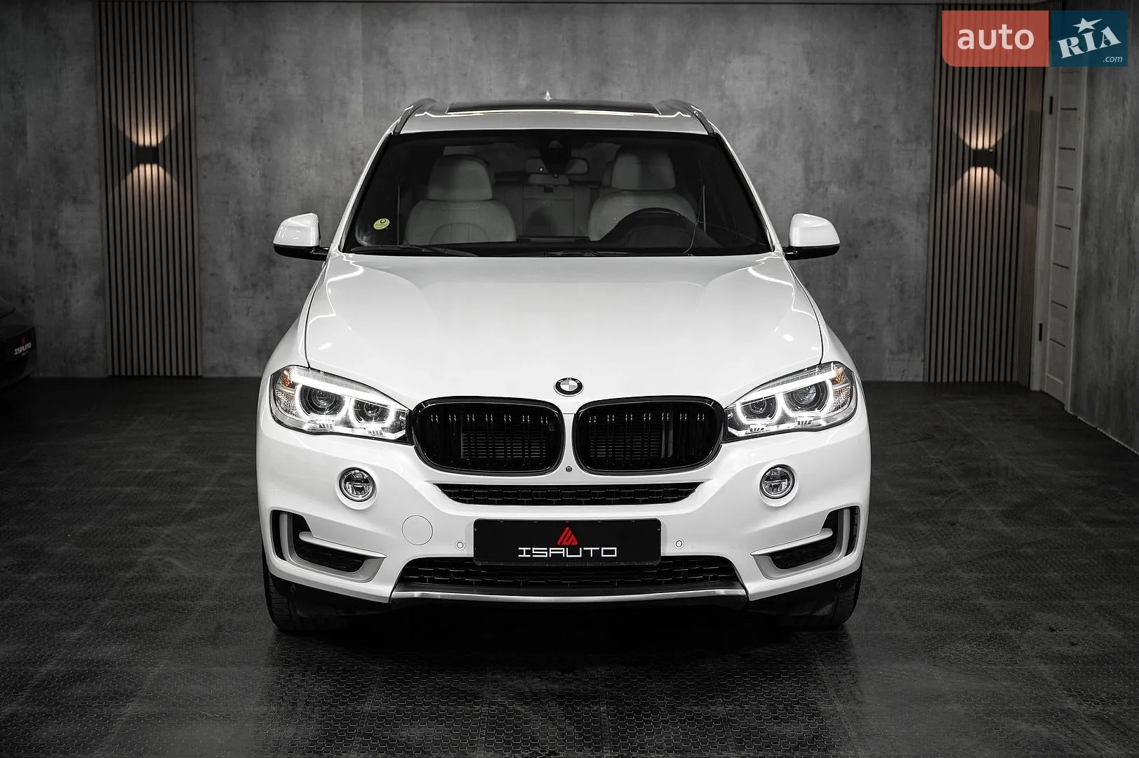 2017 BMW X5 - фото 1
