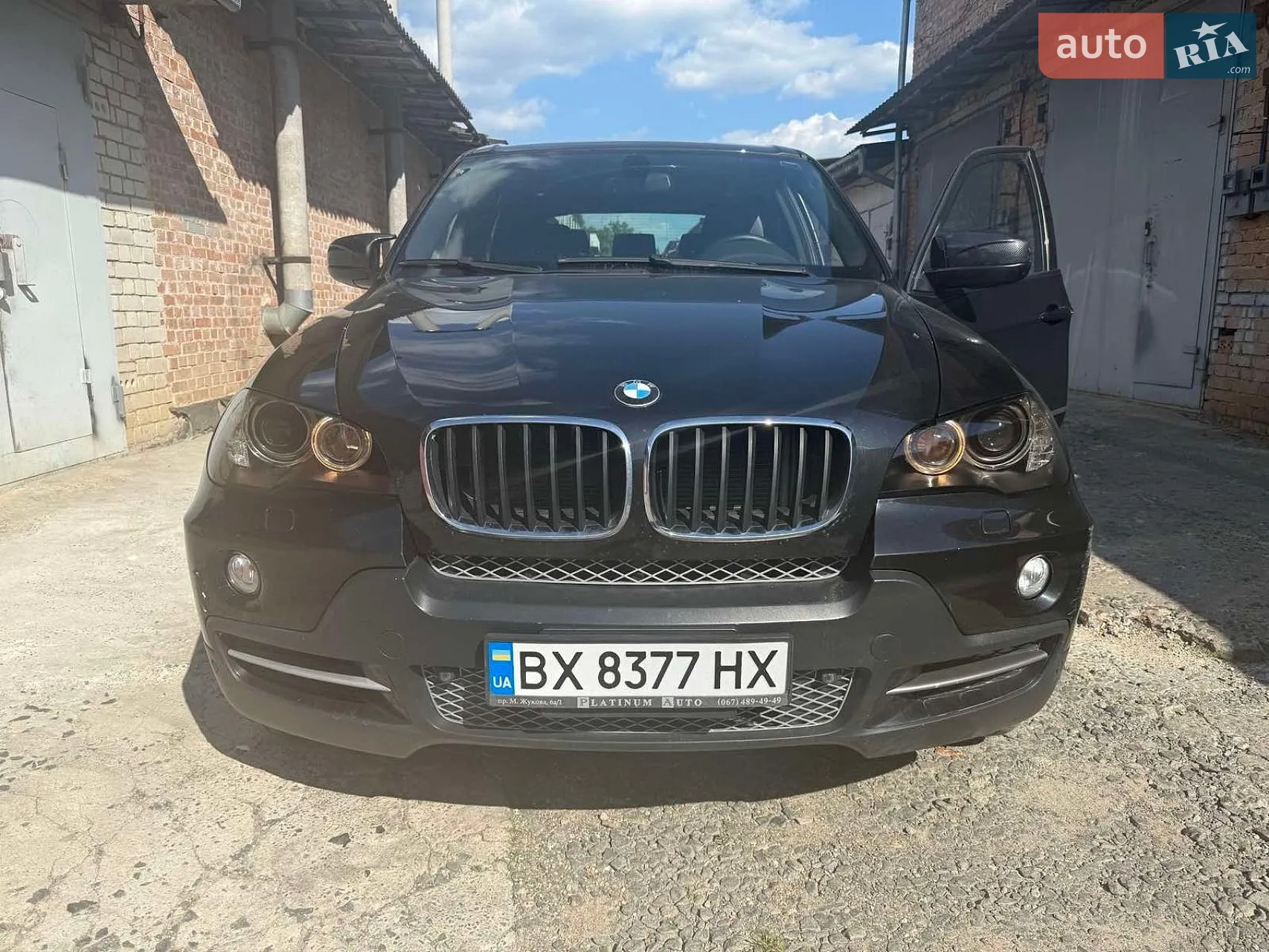 2010 BMW X5 - фото 1