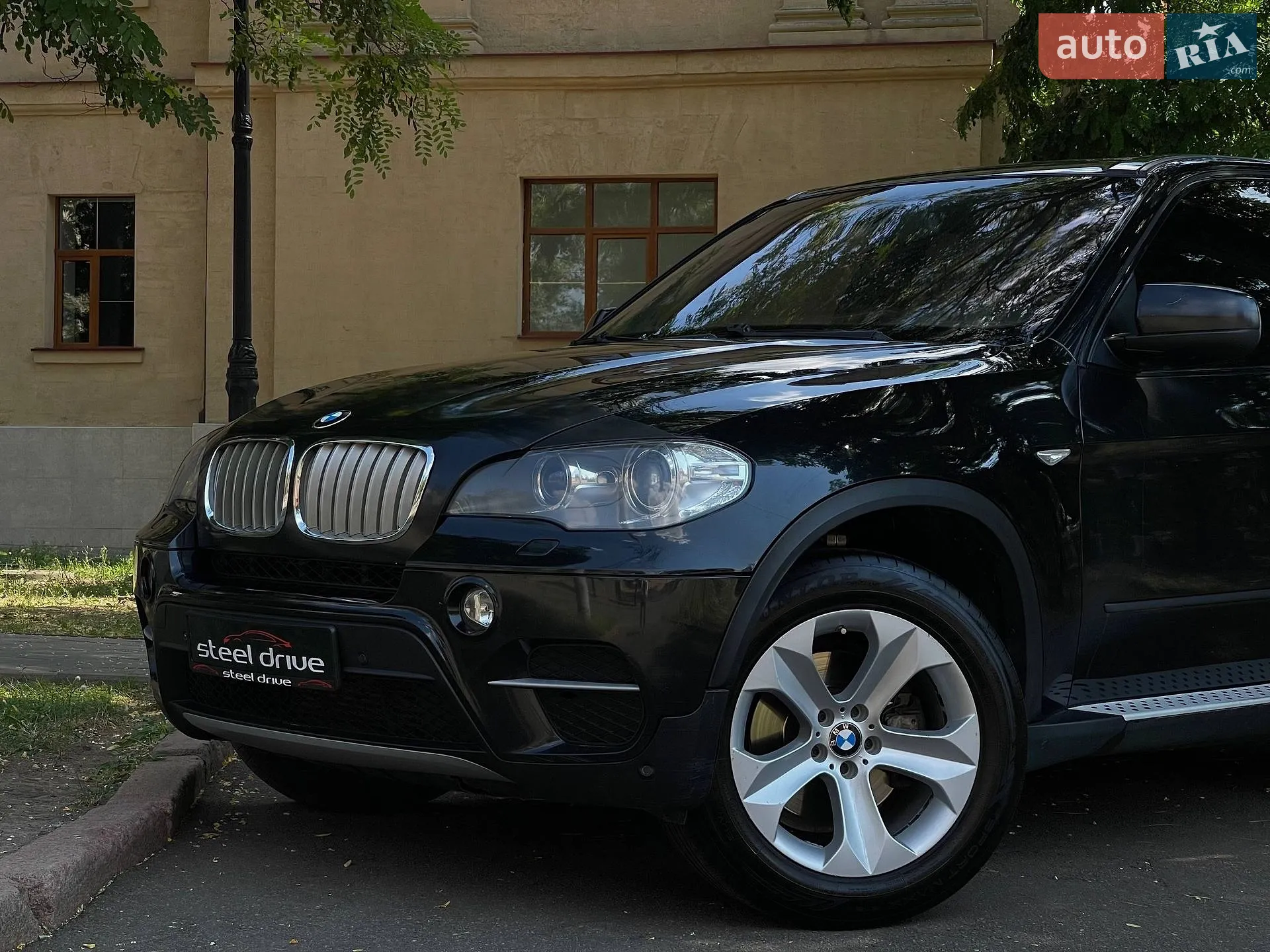 2010 BMW X5 - мініатюра 3