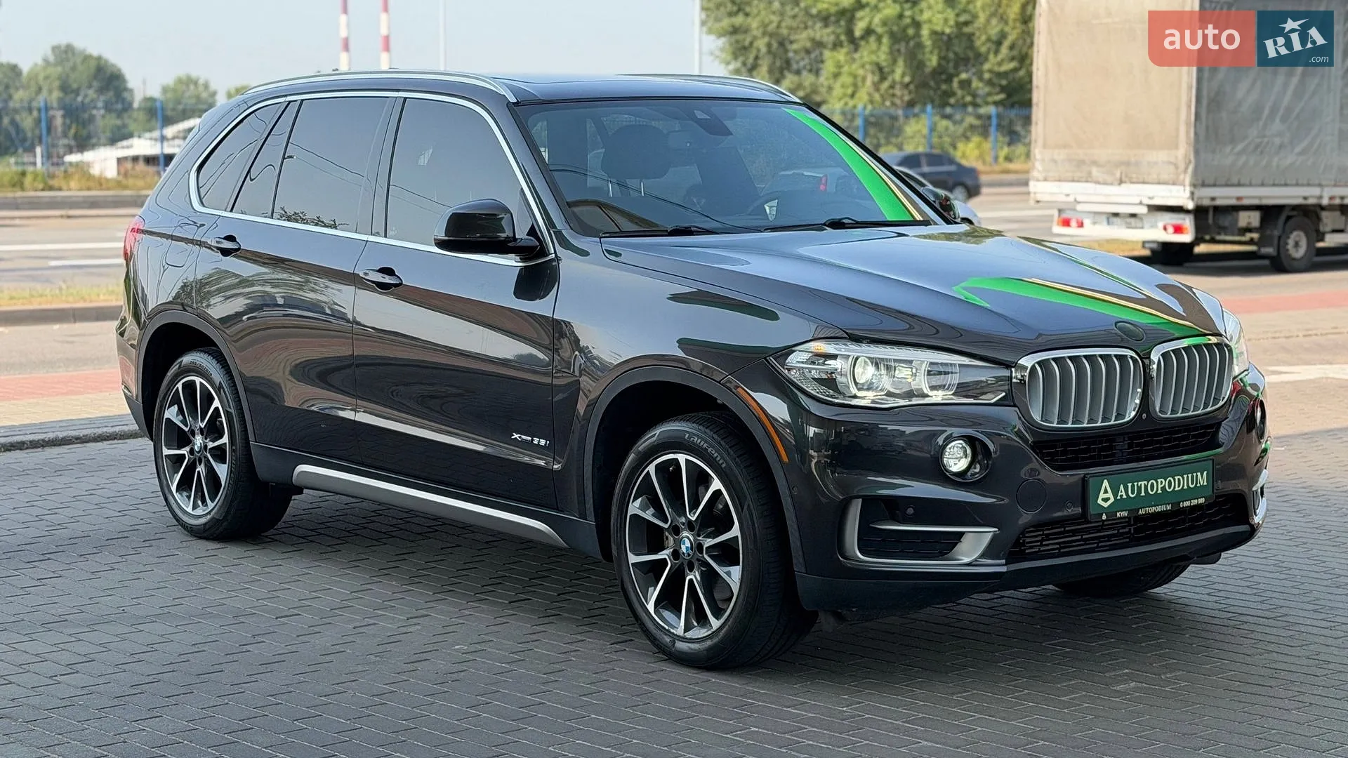 2017 BMW X5 - мініатюра 2