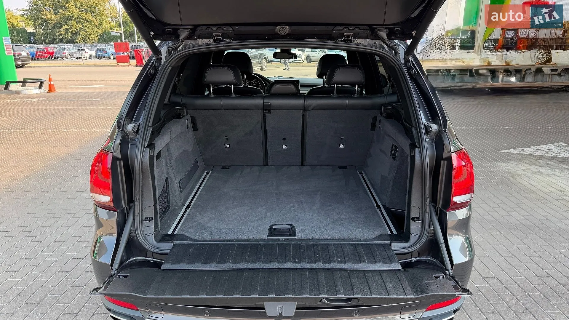 2017 BMW X5 - мініатюра 19