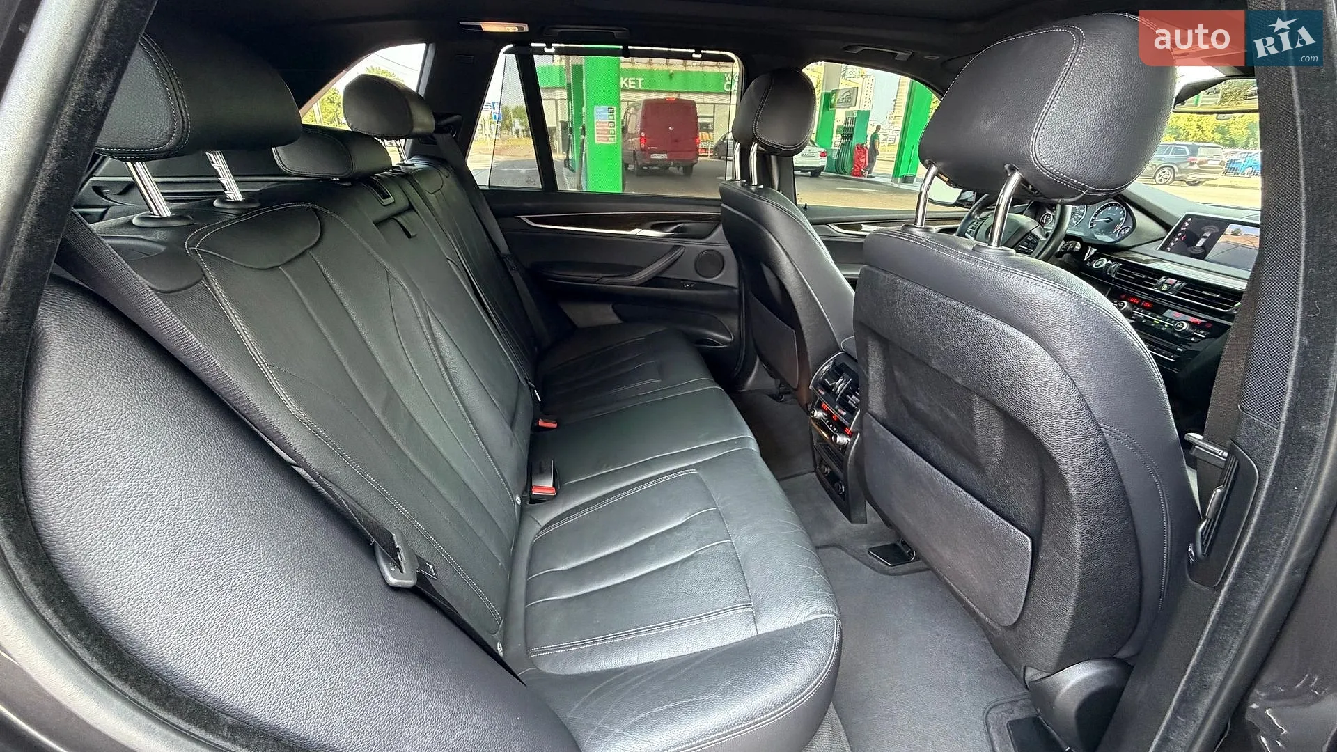 2017 BMW X5 - мініатюра 23