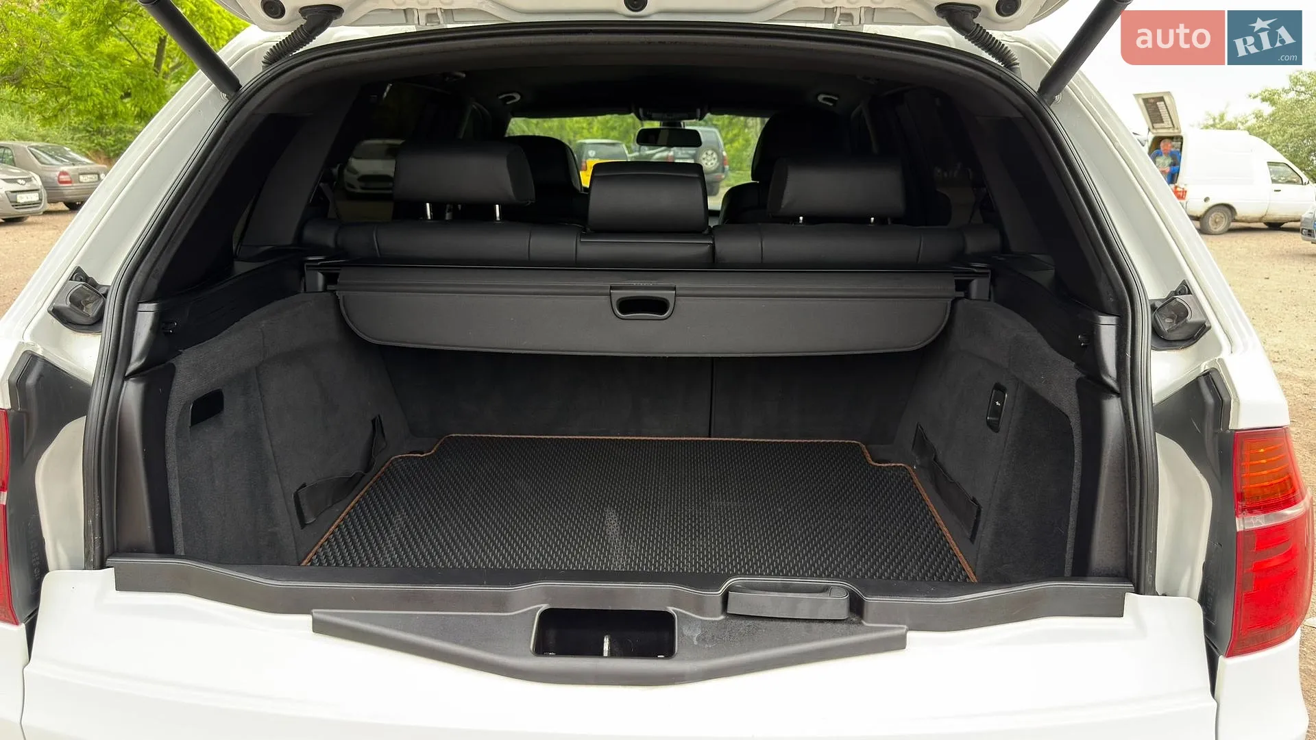 2011 BMW X5 - мініатюра 27