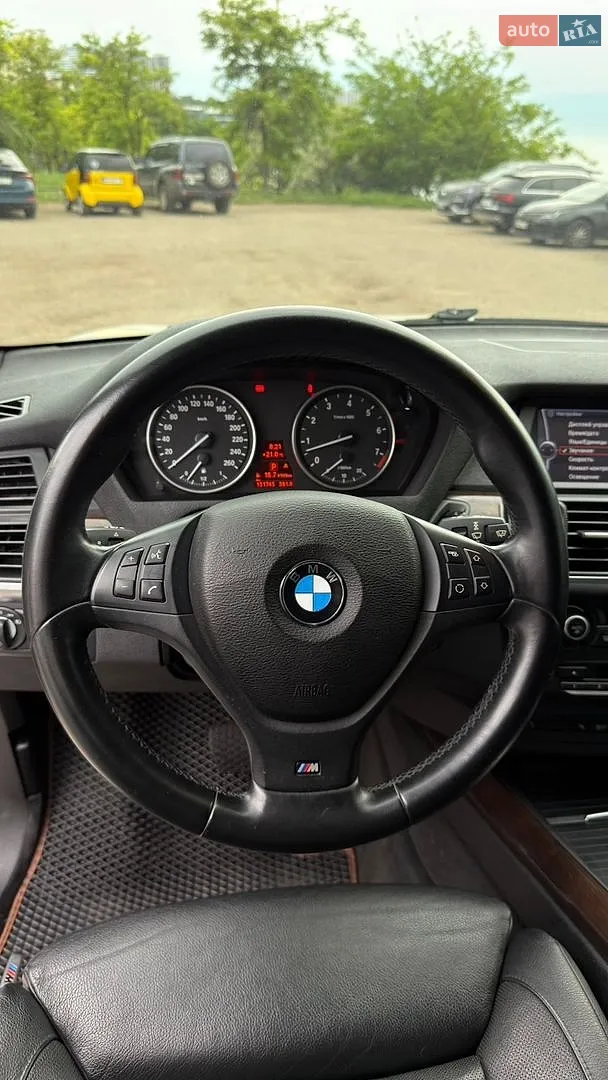 2011 BMW X5 - мініатюра 41