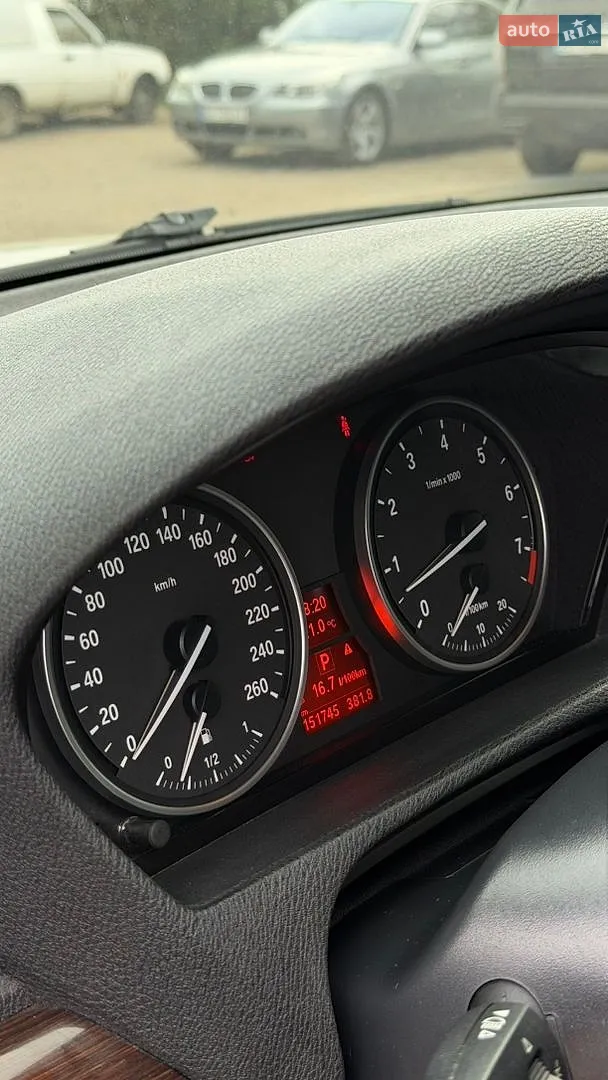 2011 BMW X5 - мініатюра 42