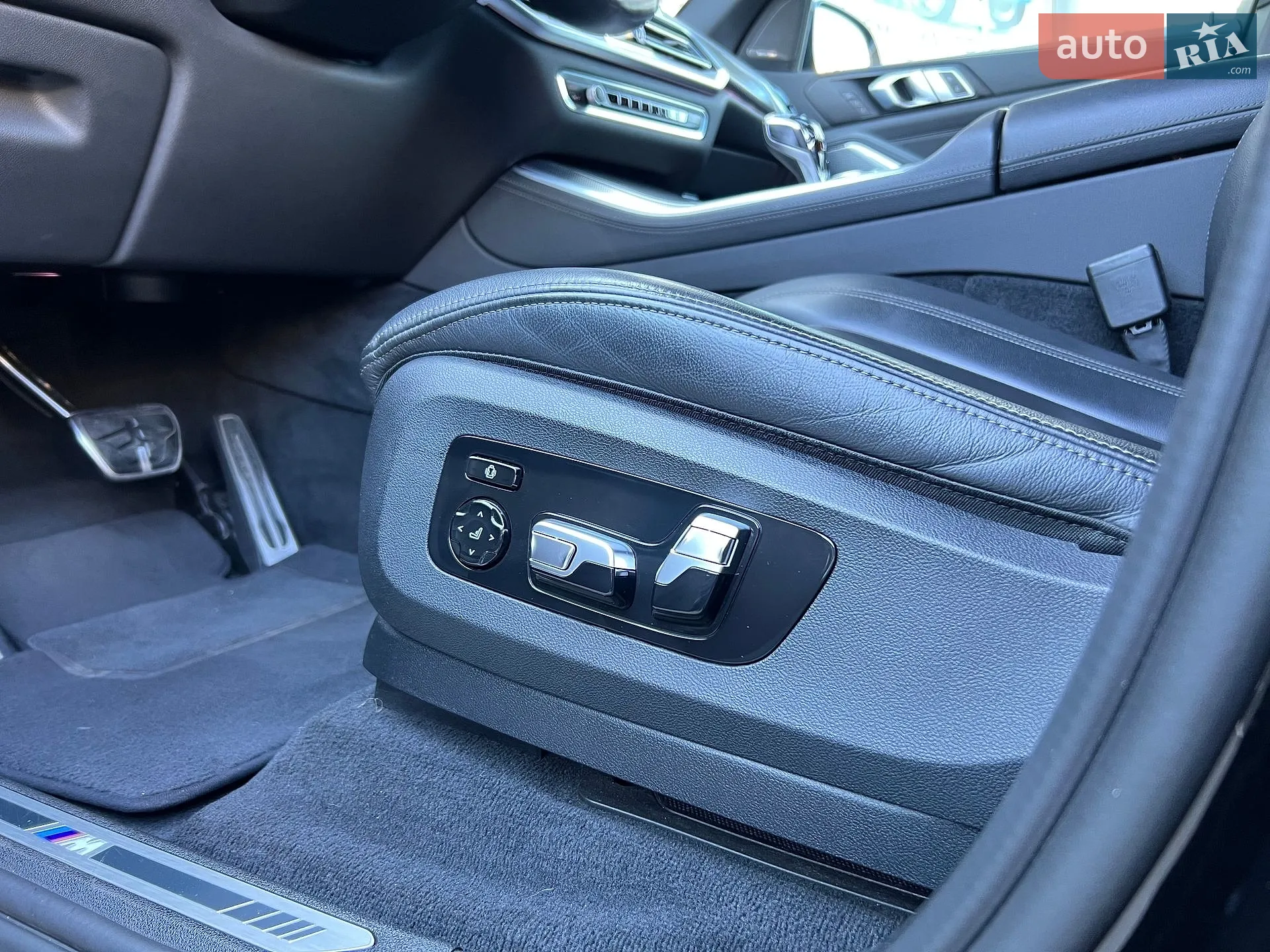2020 BMW X5 - мініатюра 32