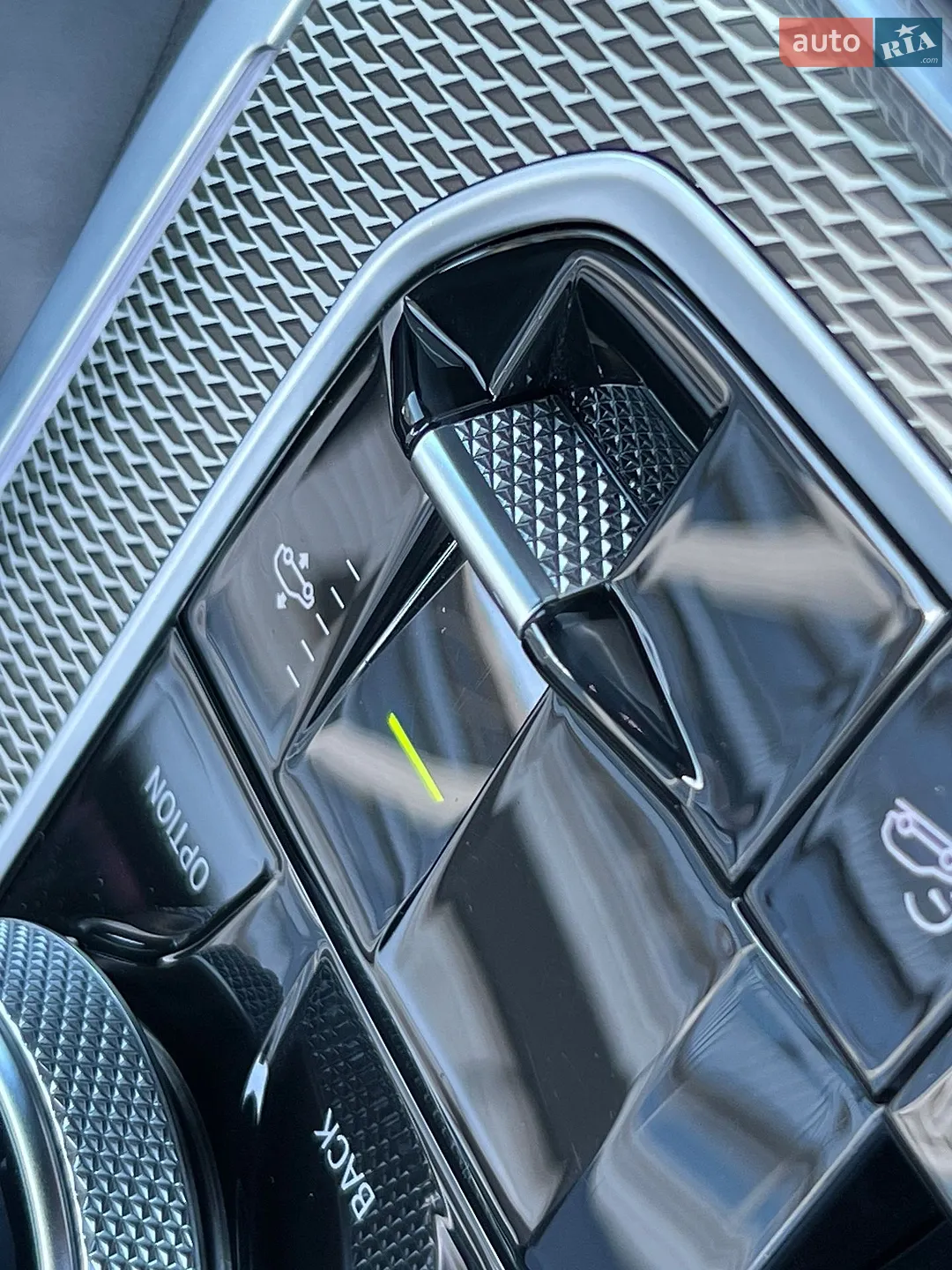 2020 BMW X5 - мініатюра 20