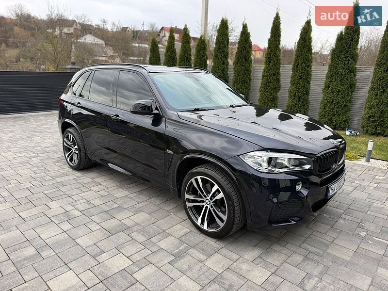 Внедорожник / Кроссовер BMW X5 2015 в Ровно