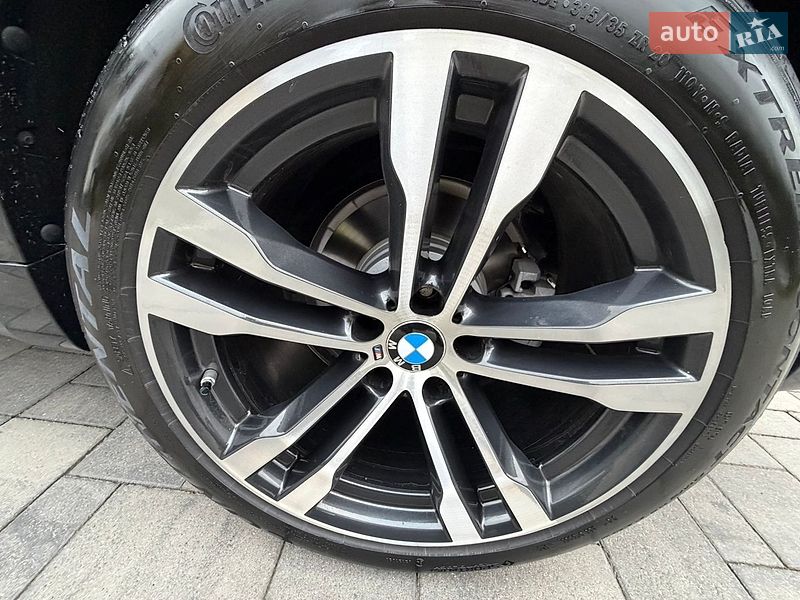 Внедорожник / Кроссовер BMW X5 2015 в Ровно