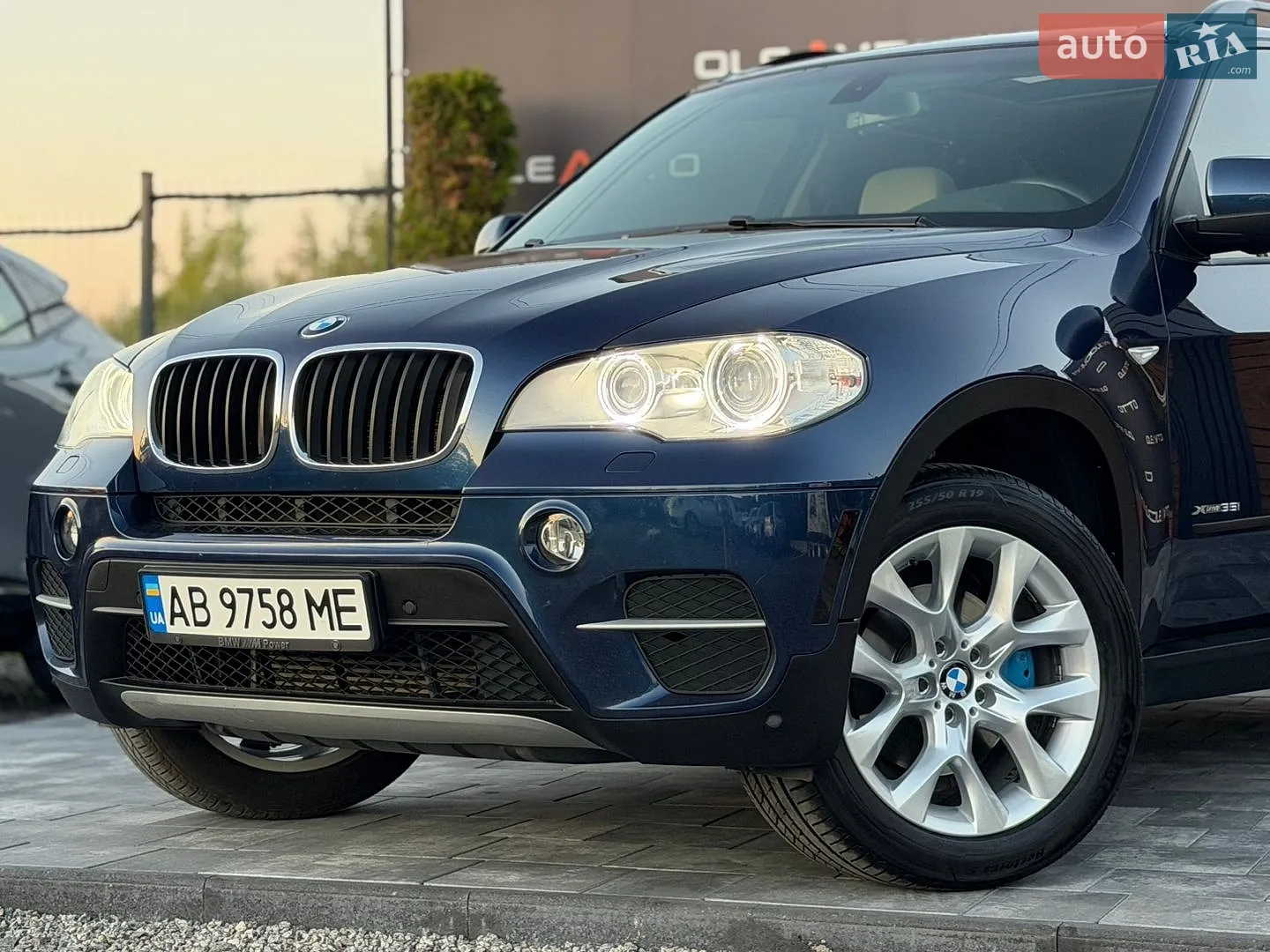 2011 BMW X5 - мініатюра 2