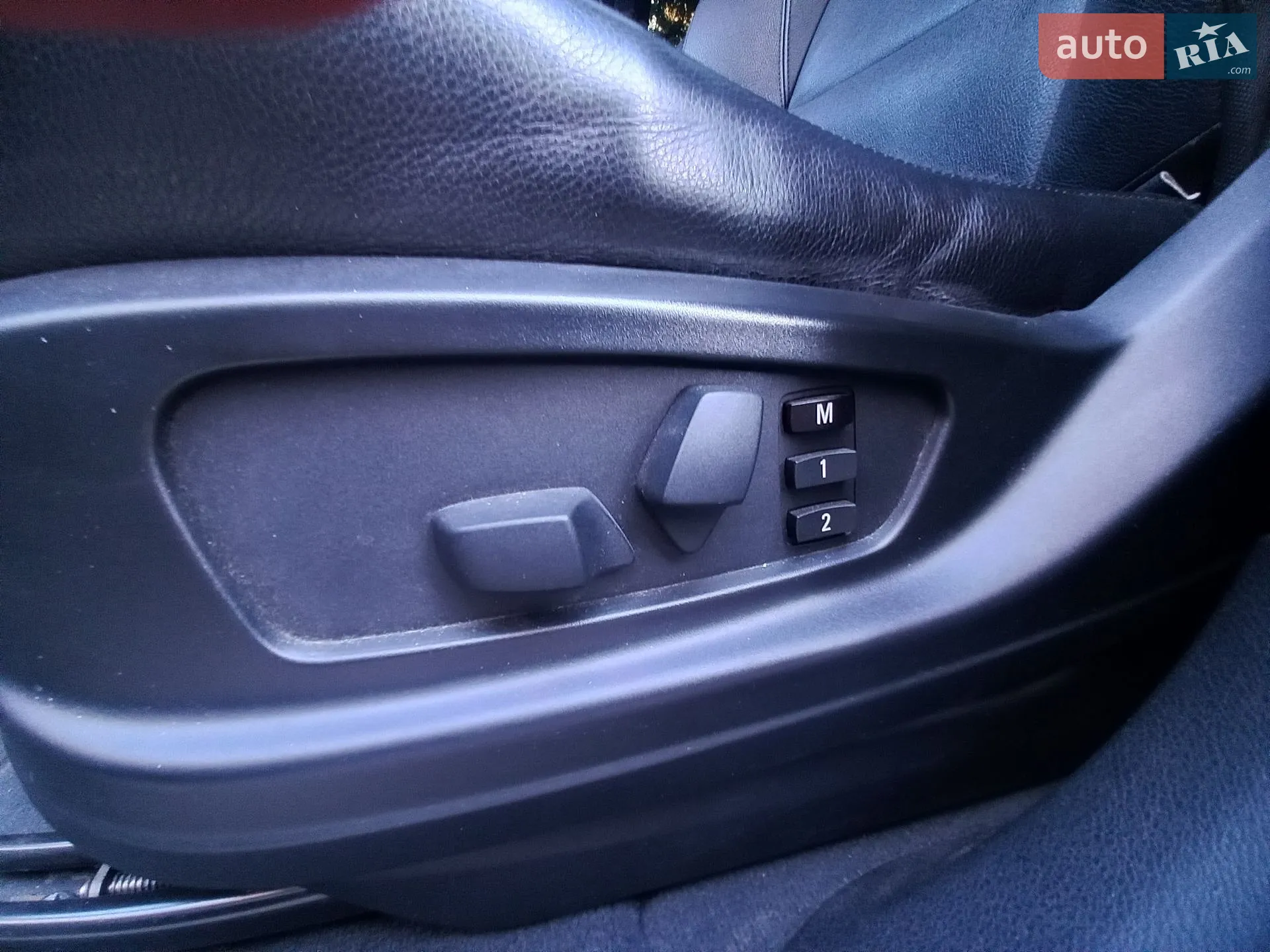 2010 BMW X5 - мініатюра 23