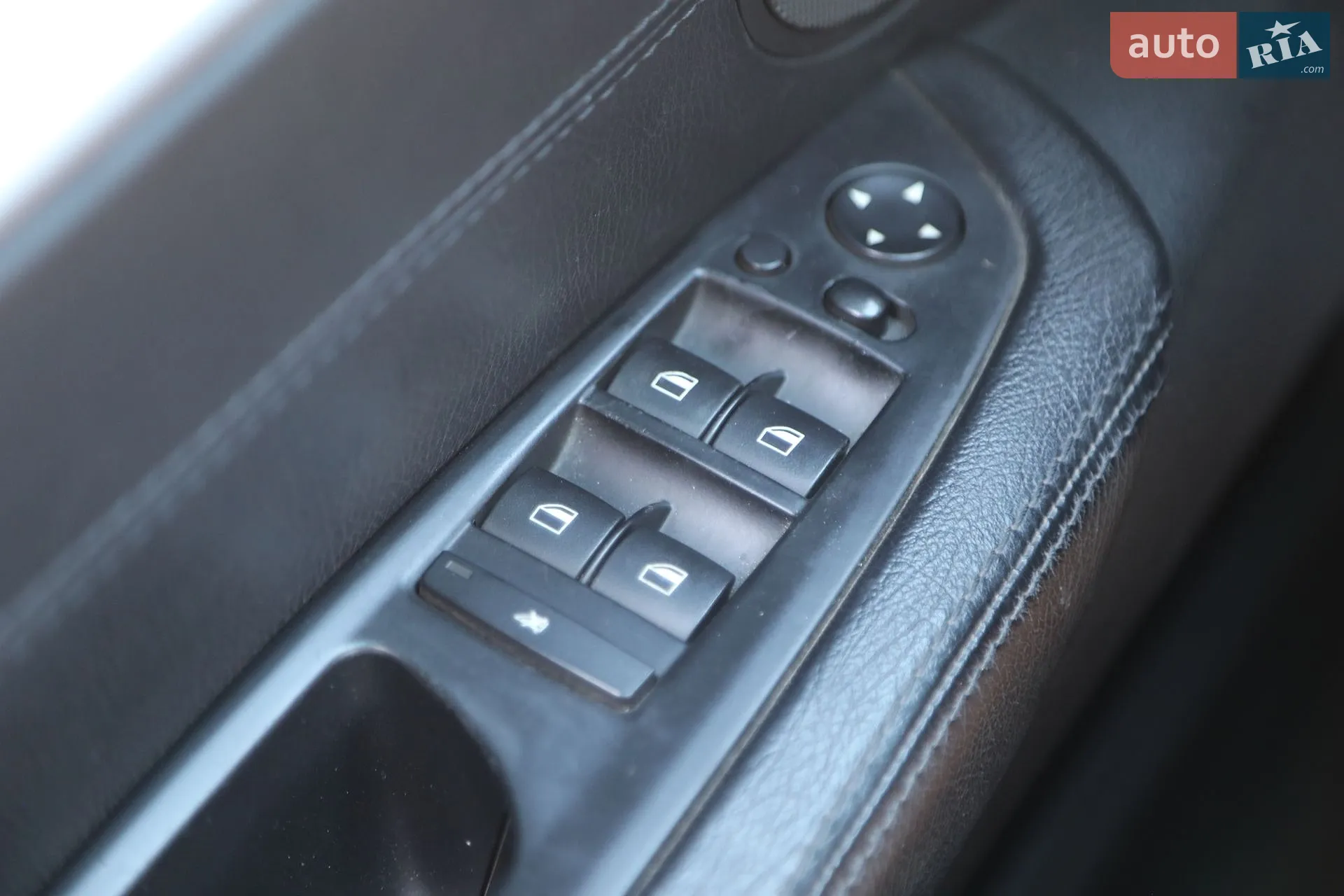 2010 BMW X5 - мініатюра 29