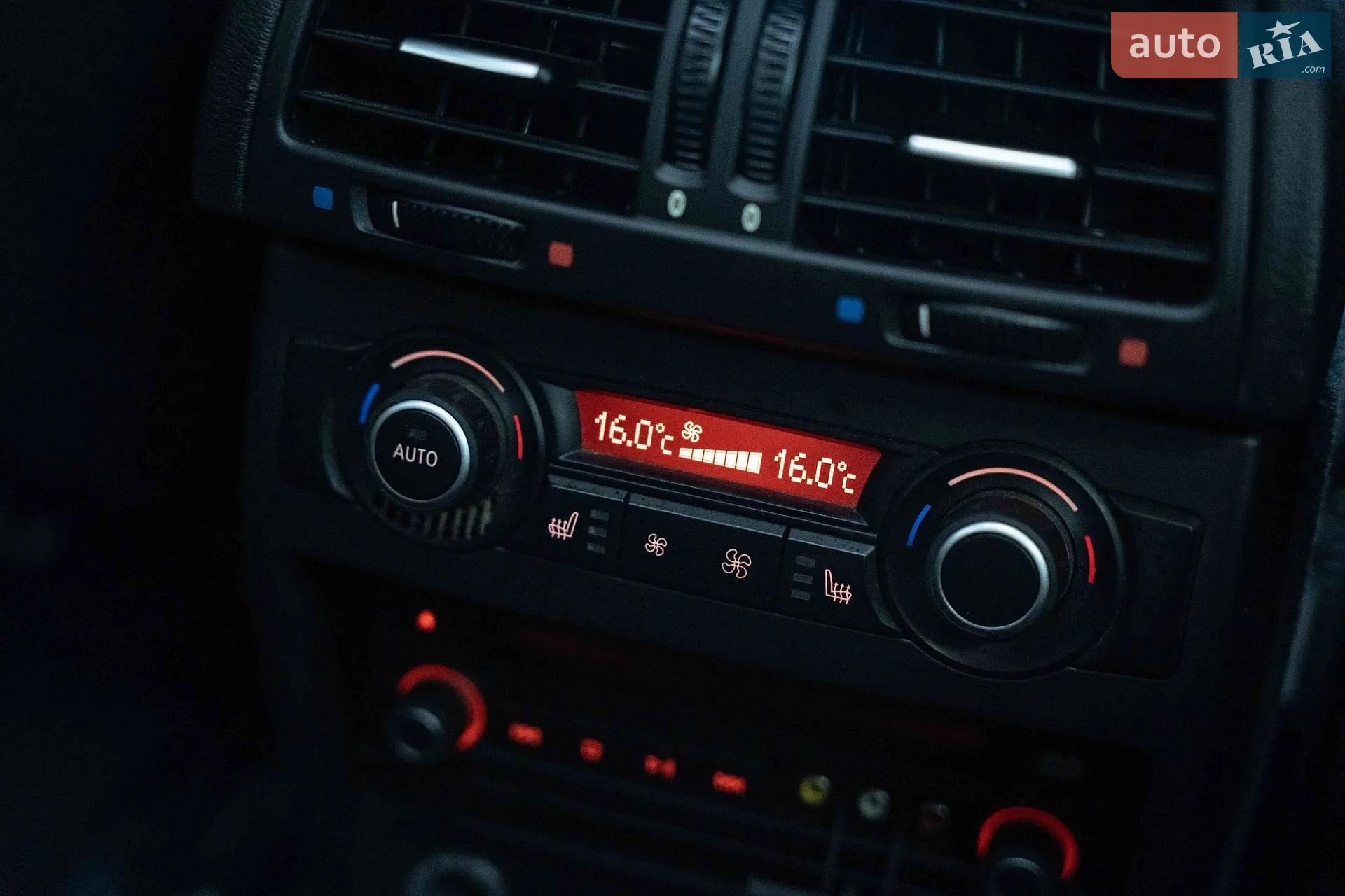 2012 BMW X5 - мініатюра 38