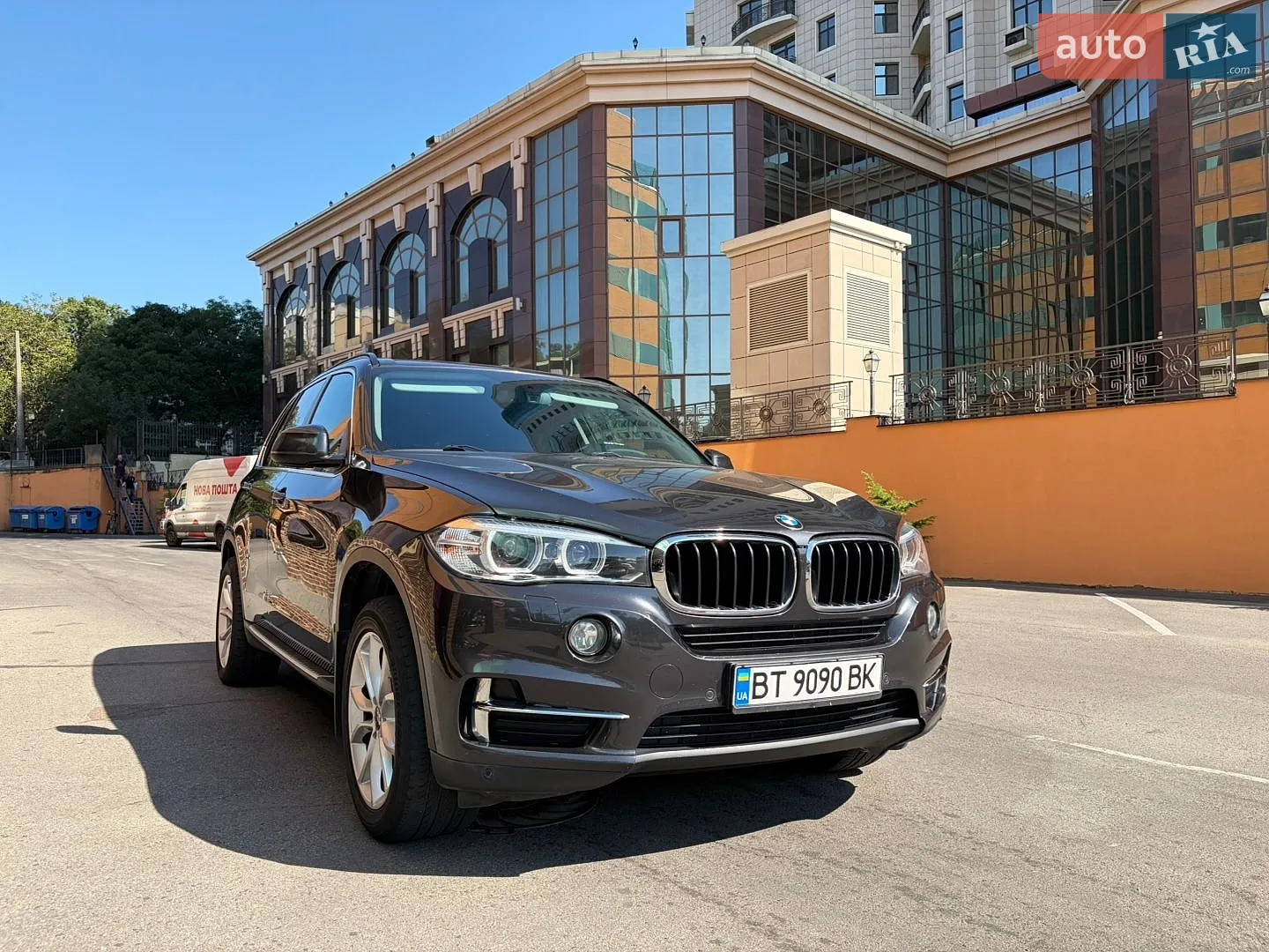 2016 BMW X5 - мініатюра 2
