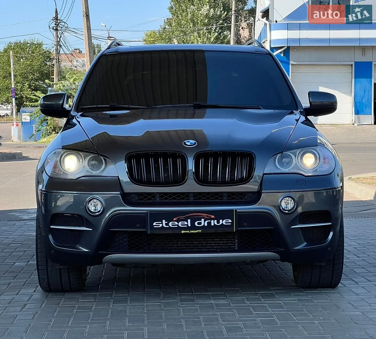 2011 BMW X5 - мініатюра 2