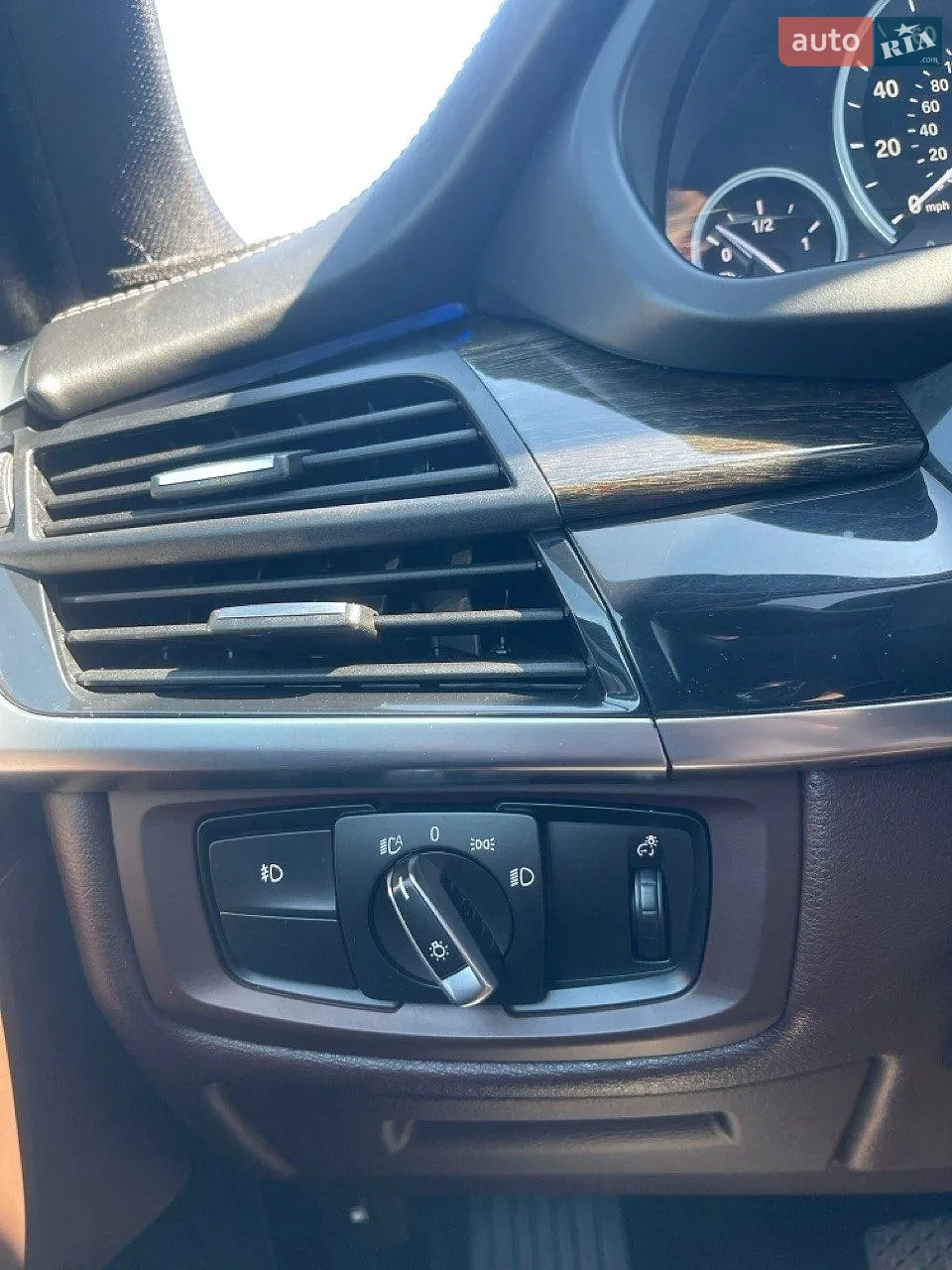 2016 BMW X5 - мініатюра 11