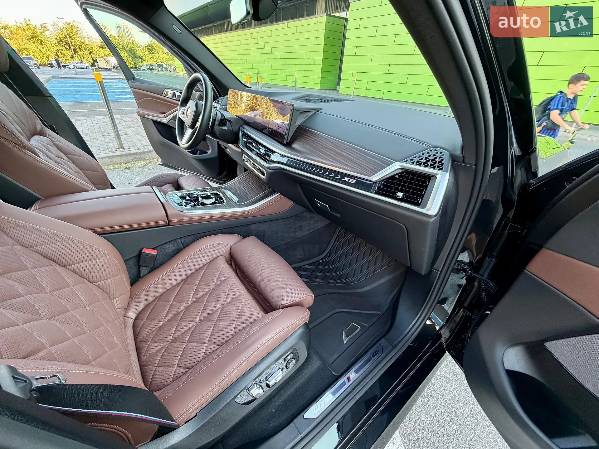 2025 BMW X5 - мініатюра 48