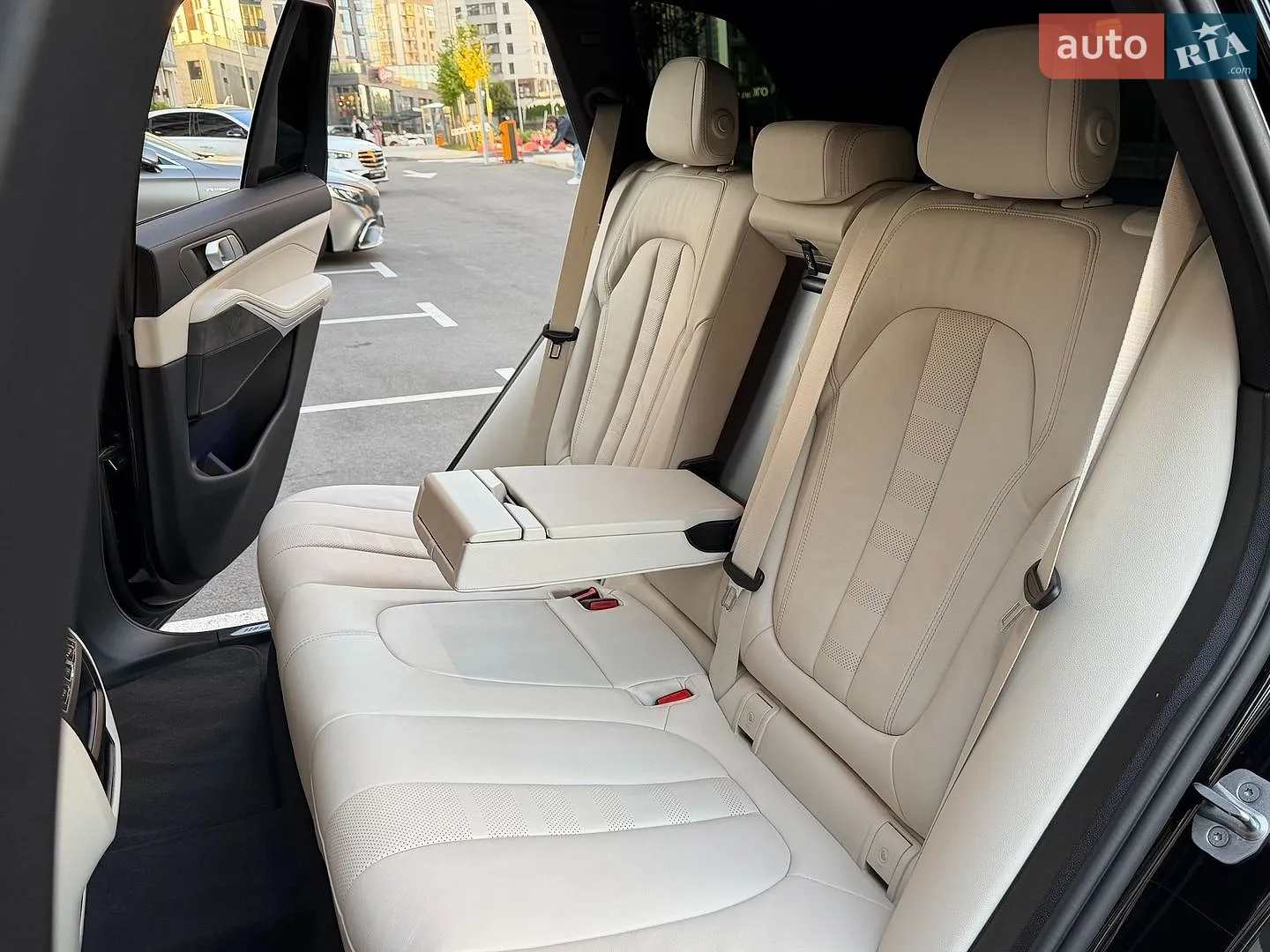 2022 BMW X5 - мініатюра 43