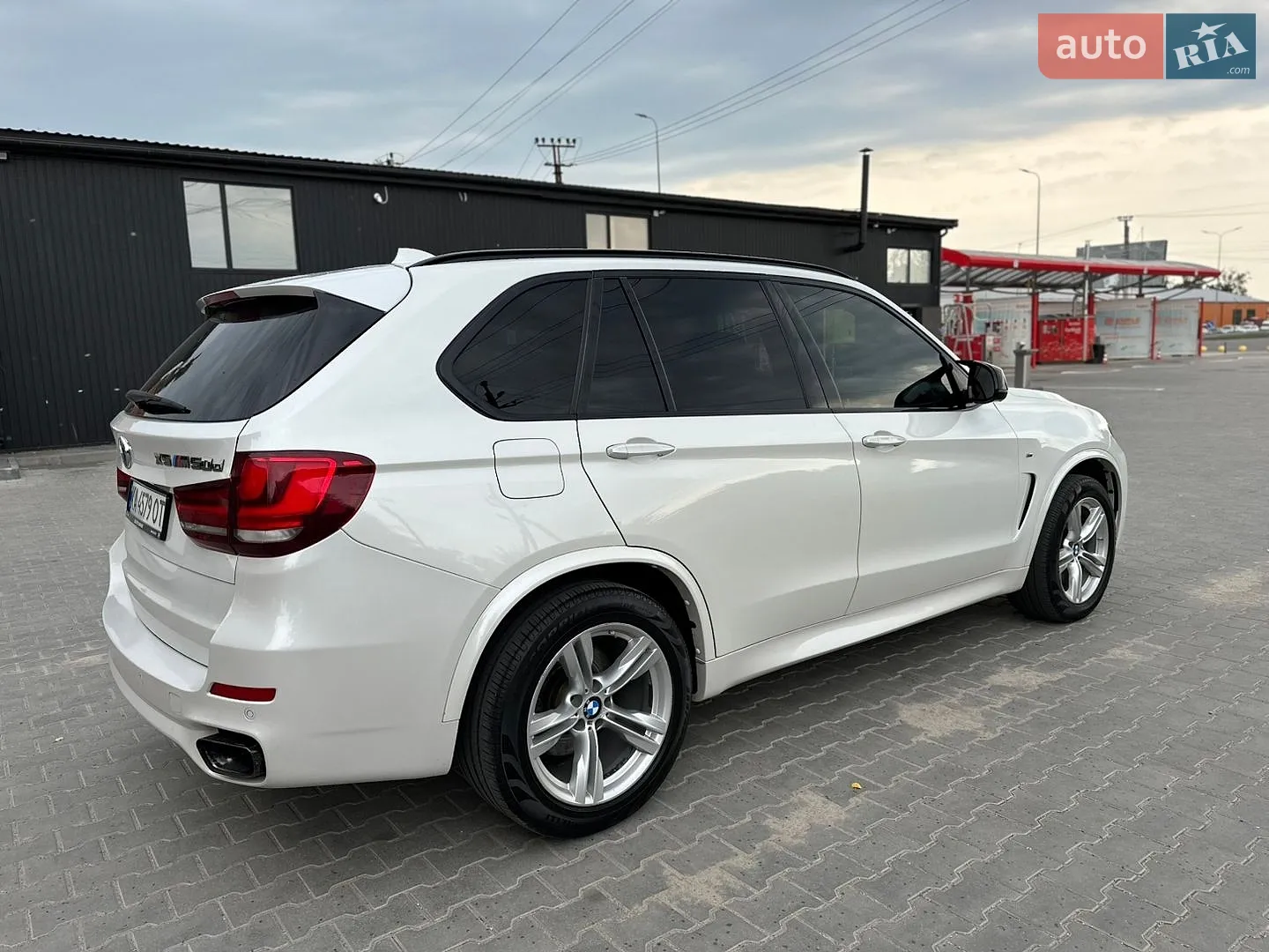 2015 BMW X5 - мініатюра 31