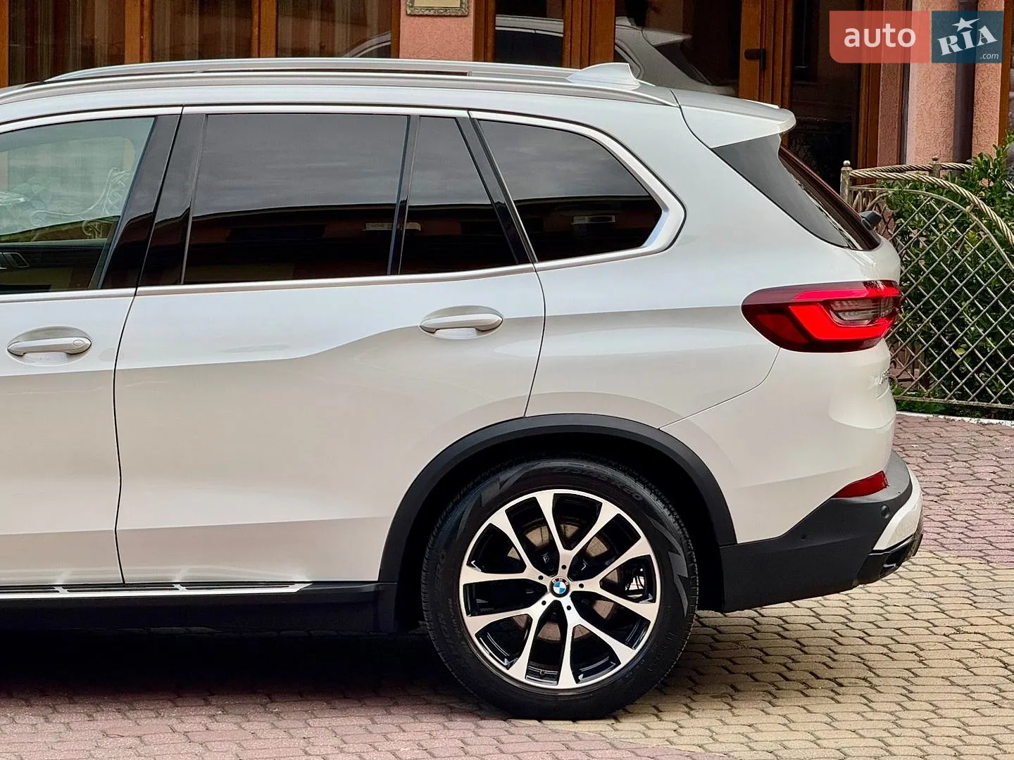 2021 BMW X5 - мініатюра 10