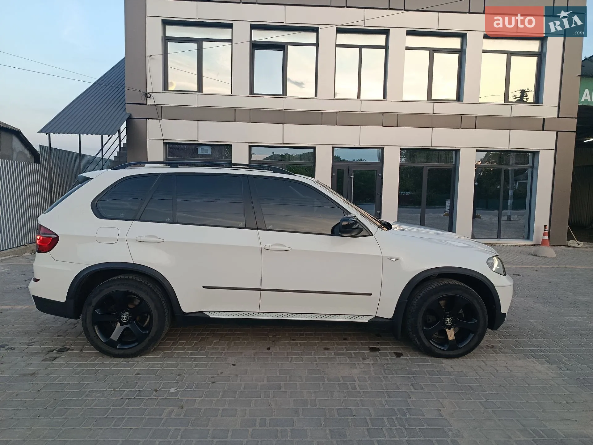 2010 BMW X5 - мініатюра 10