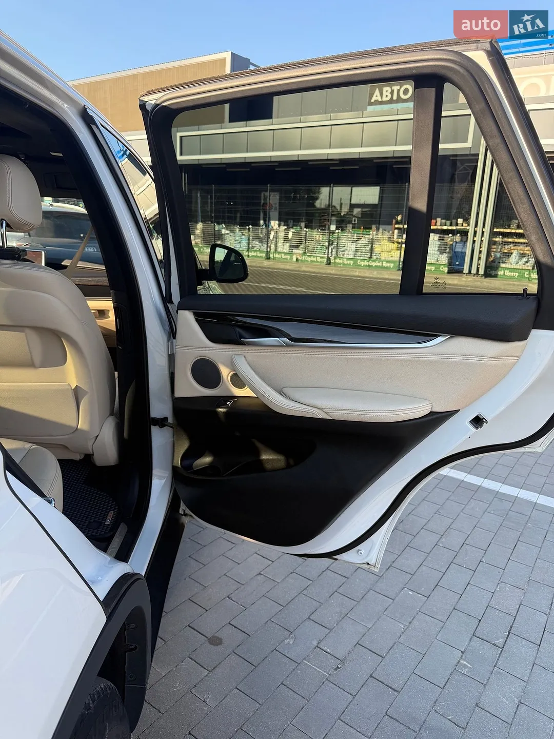 2016 BMW X5 - мініатюра 9