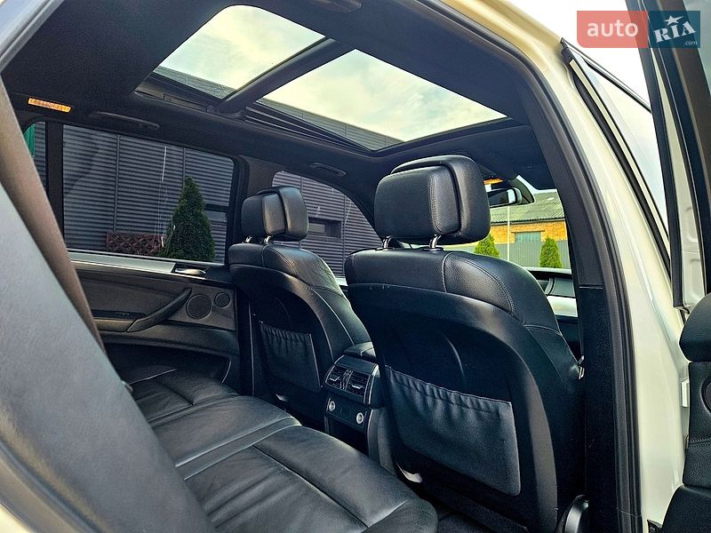Внедорожник / Кроссовер BMW X5 2012 в Подволочиске
