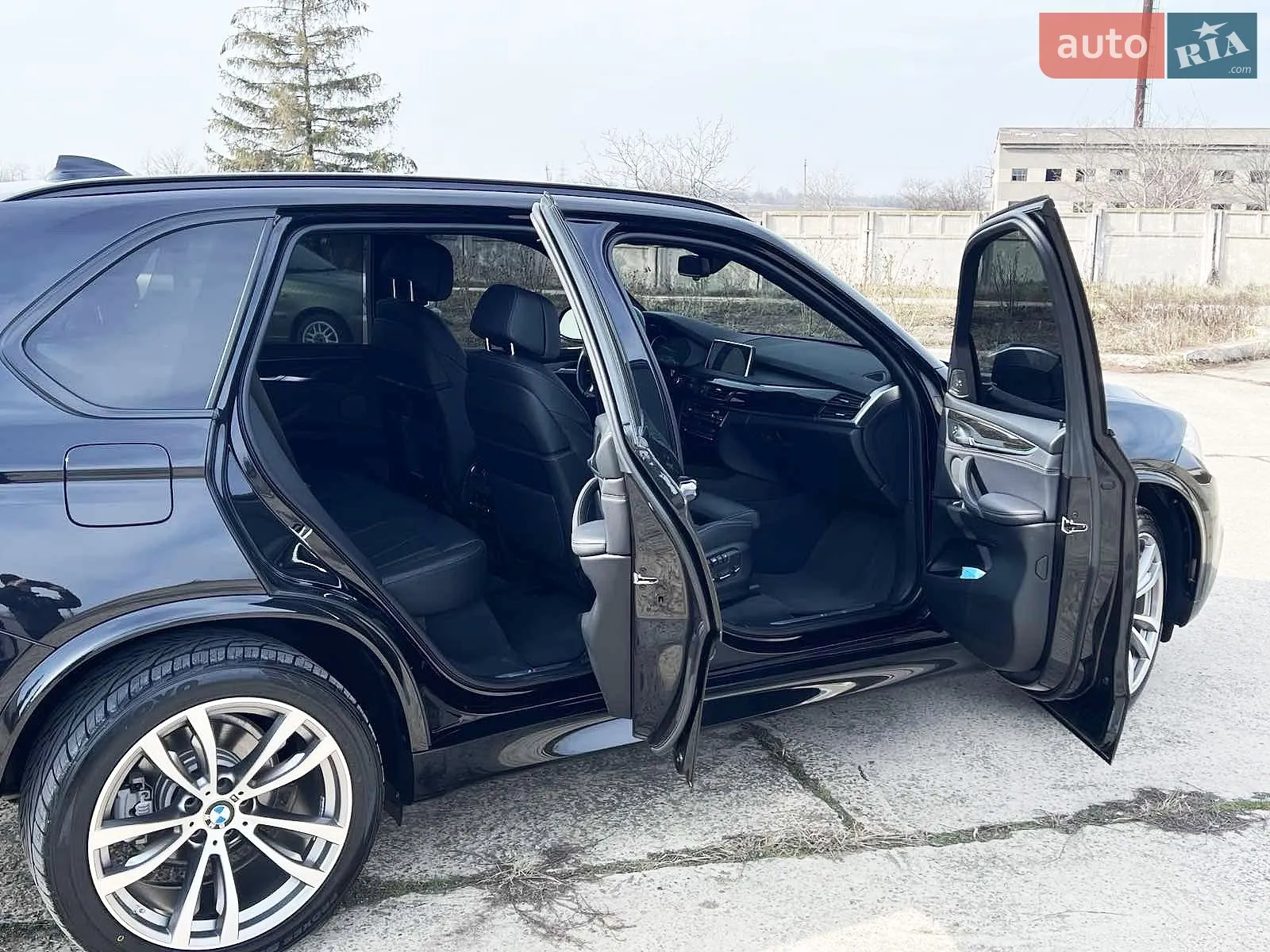 2017 BMW X5 - мініатюра 17