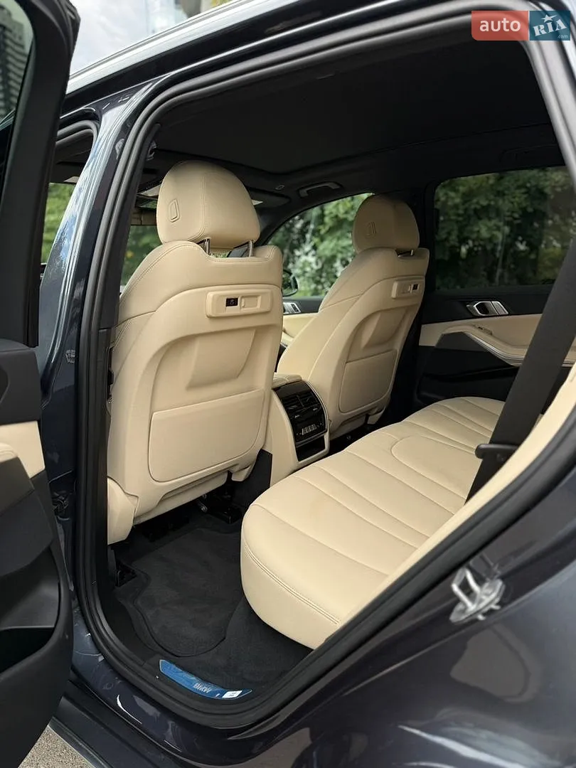 2022 BMW X5 - мініатюра 17
