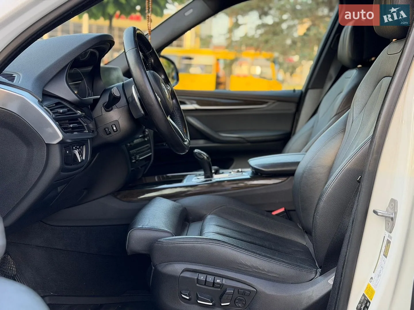 2015 BMW X5 - мініатюра 31
