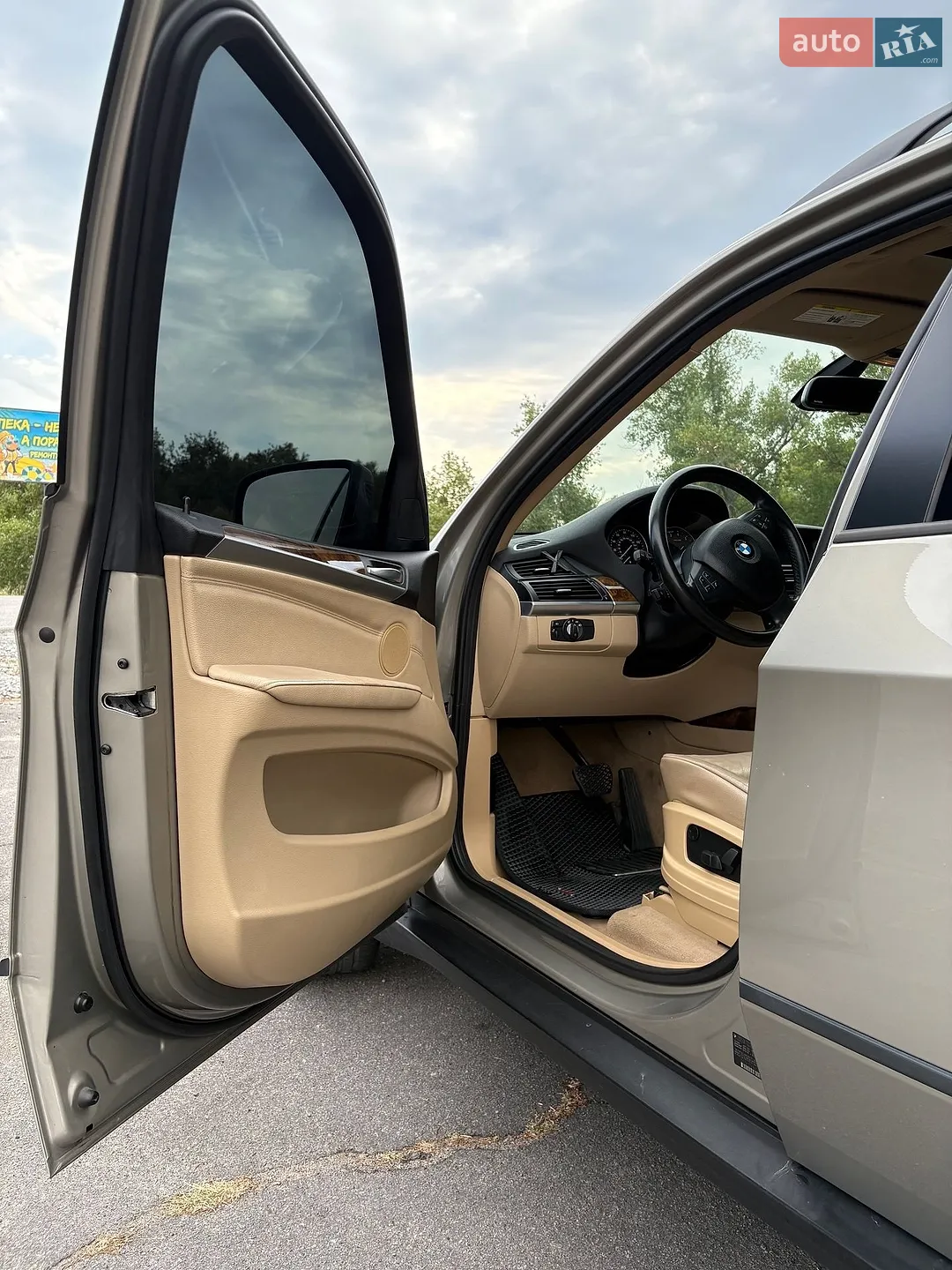 2011 BMW X5 - мініатюра 20