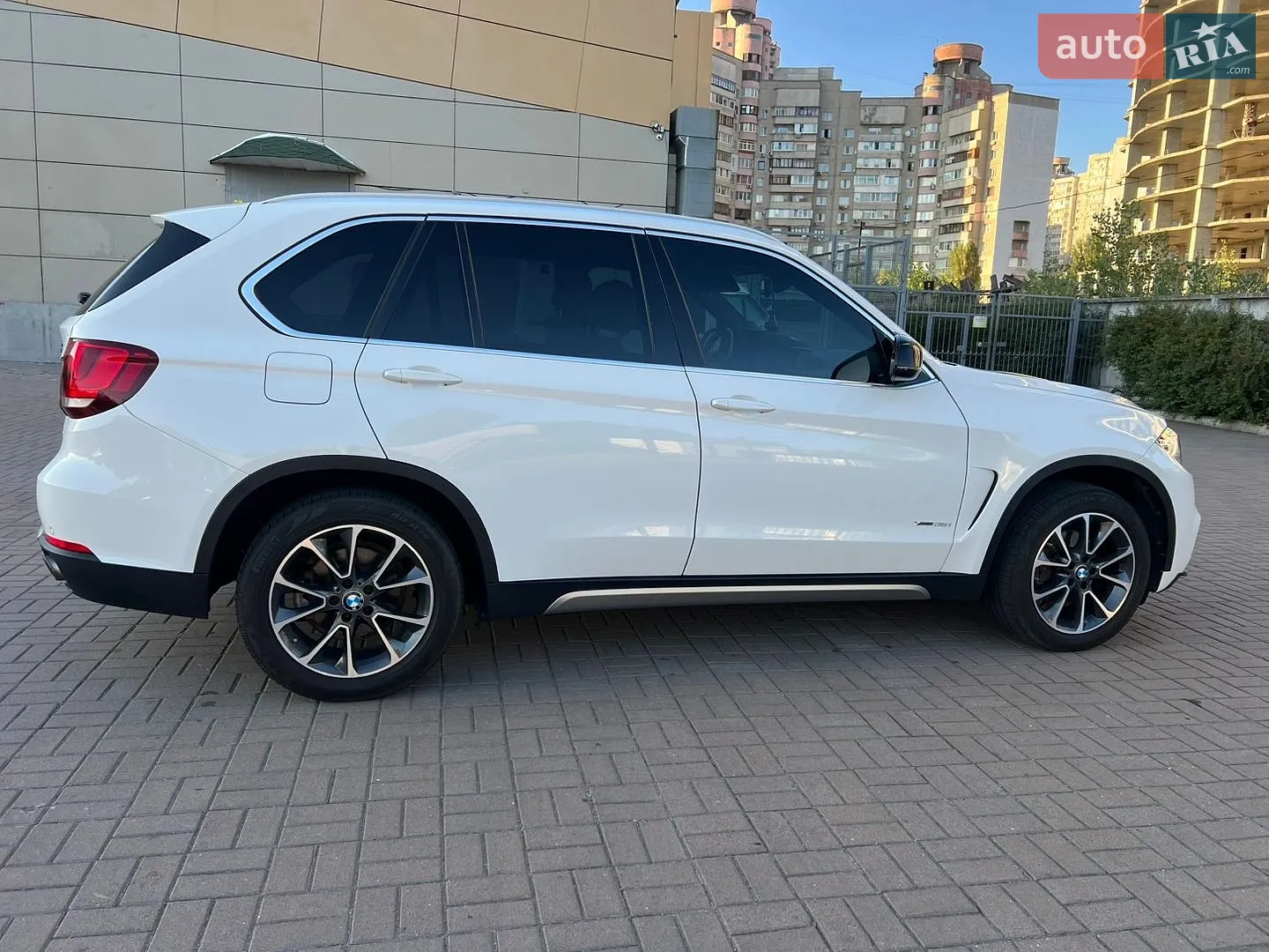 2017 BMW X5 - мініатюра 12