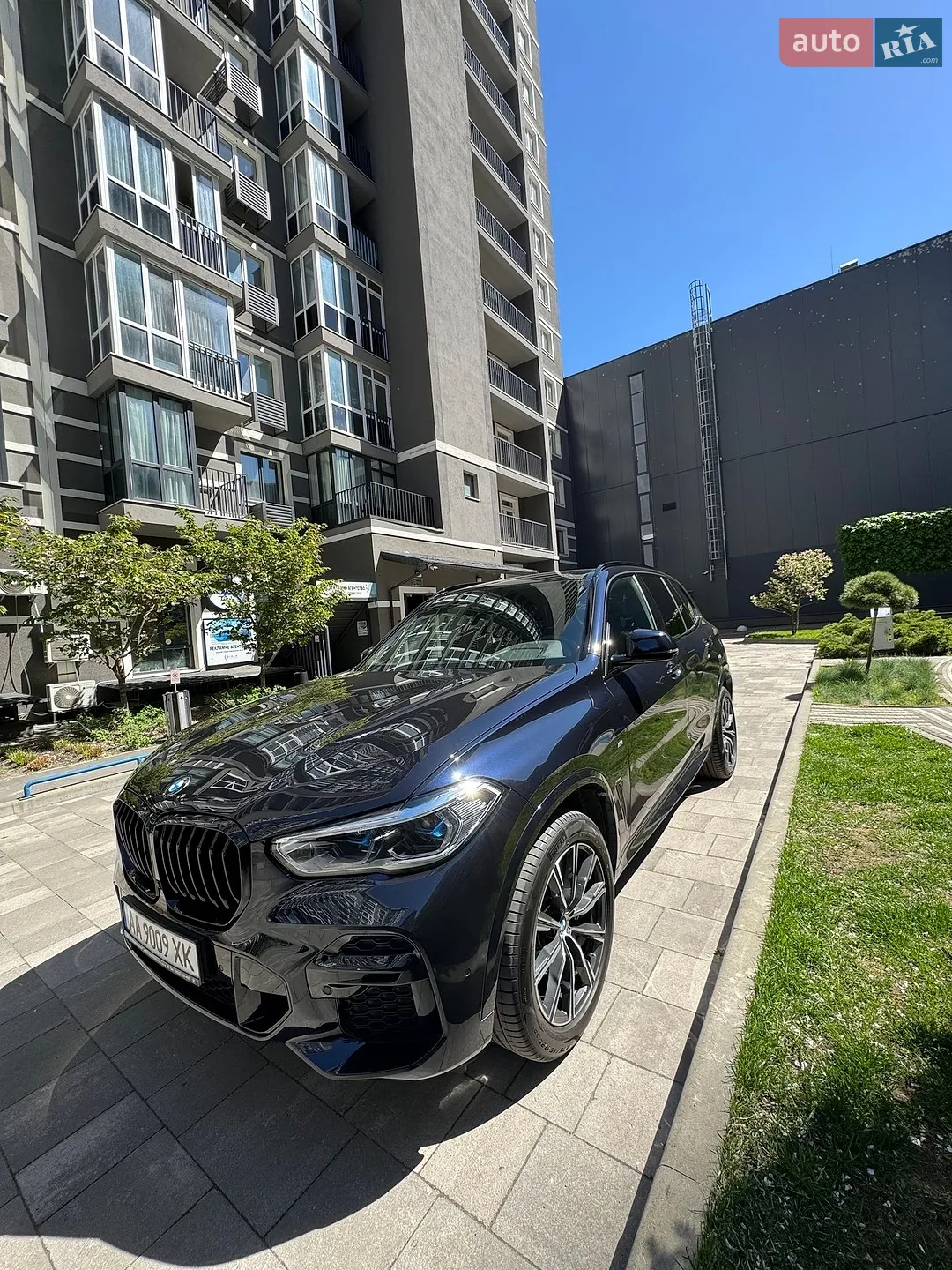2021 BMW X5 - мініатюра 2