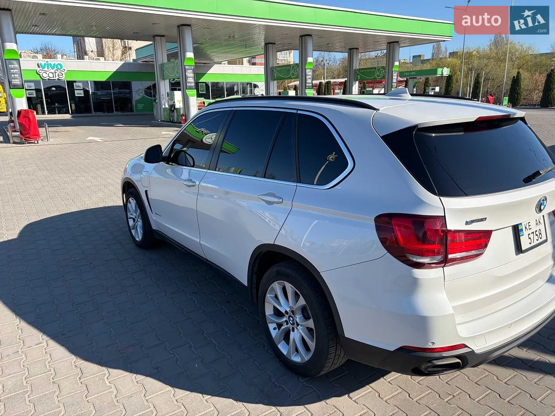 2016 BMW X5 - мініатюра 5