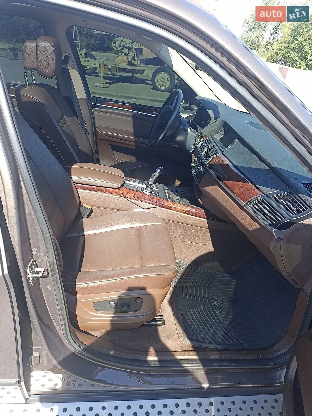 2010 BMW X5 - мініатюра 10