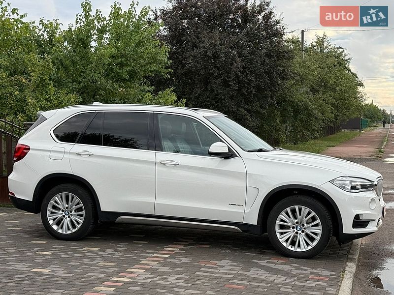 Внедорожник / Кроссовер BMW X5 2017 в Житомире