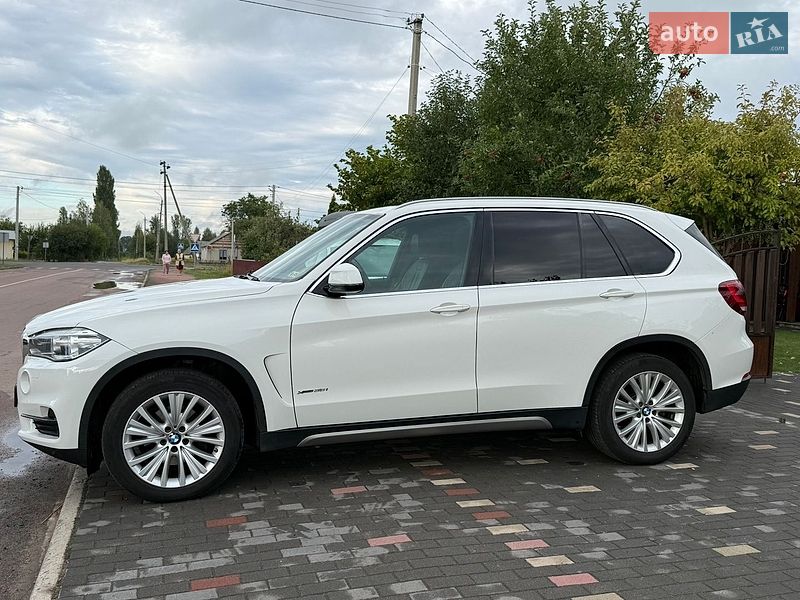 Внедорожник / Кроссовер BMW X5 2017 в Житомире