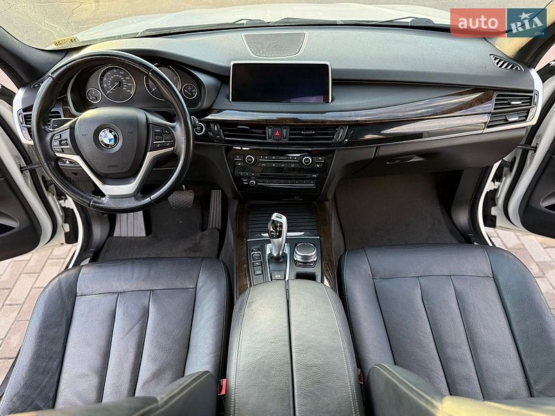 Внедорожник / Кроссовер BMW X5 2017 в Житомире