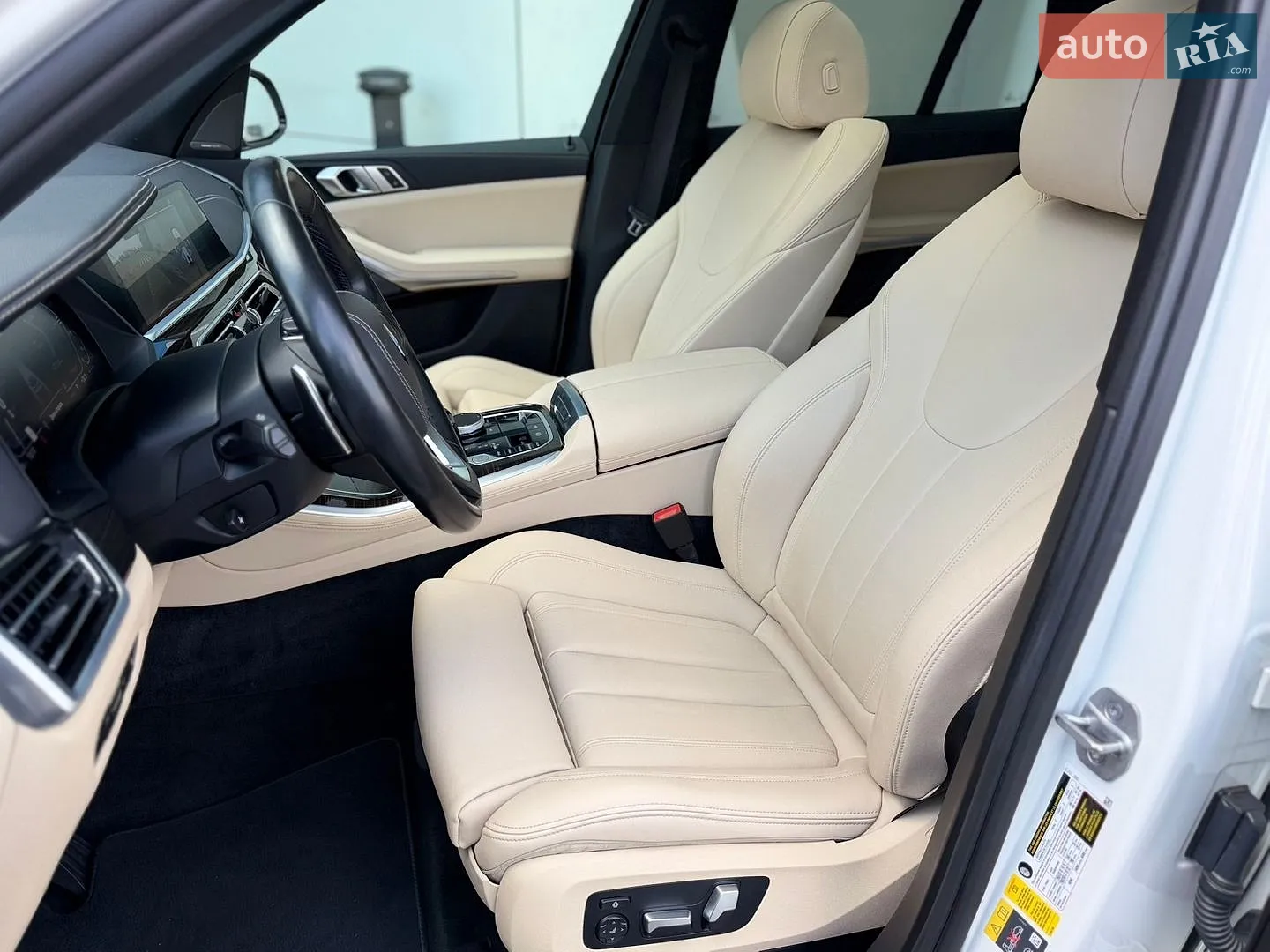 2021 BMW X5 - мініатюра 23
