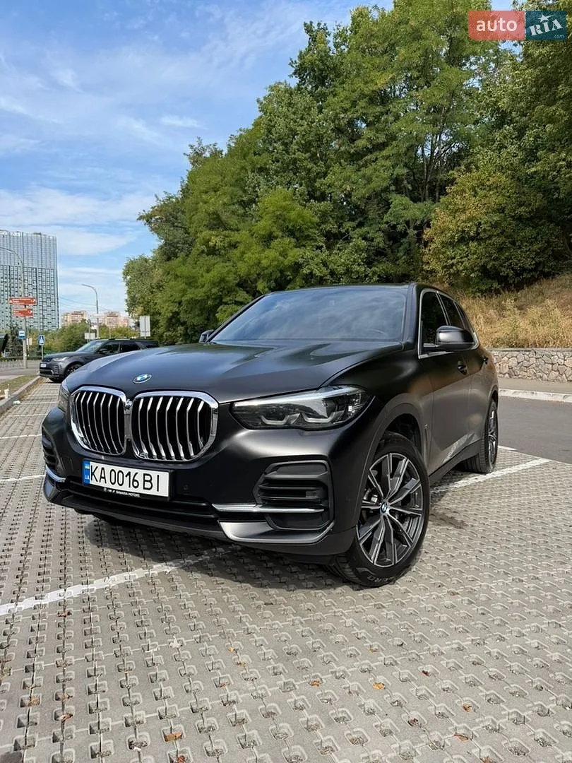 2021 BMW X5 - фото 1