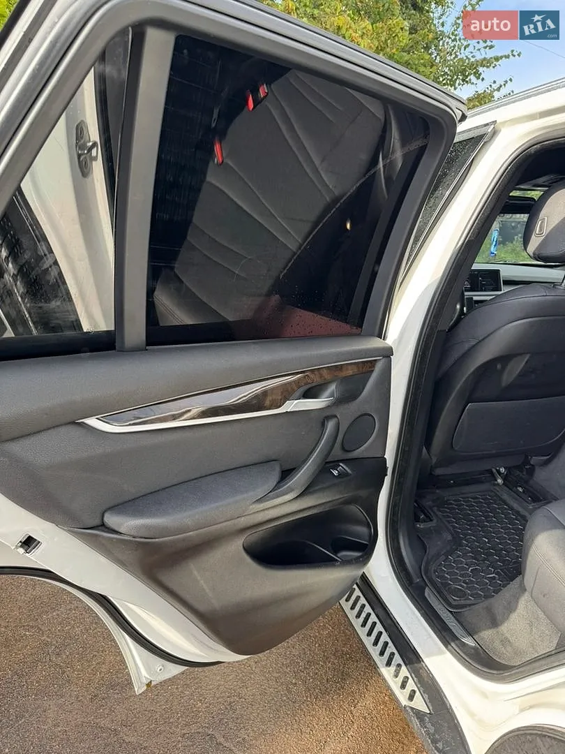 2016 BMW X5 - мініатюра 15