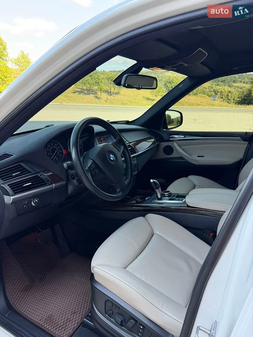 2011 BMW X5 - мініатюра 9