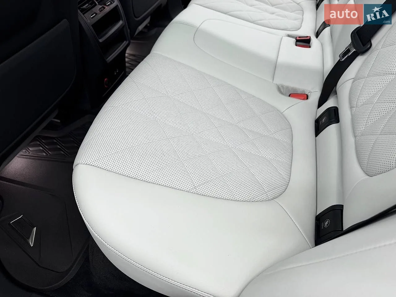 2024 BMW X5 - мініатюра 24