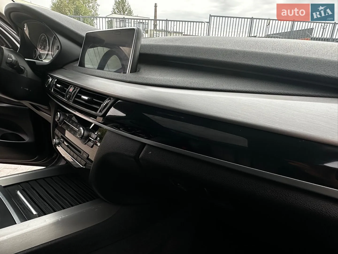 2017 BMW X5 - мініатюра 30
