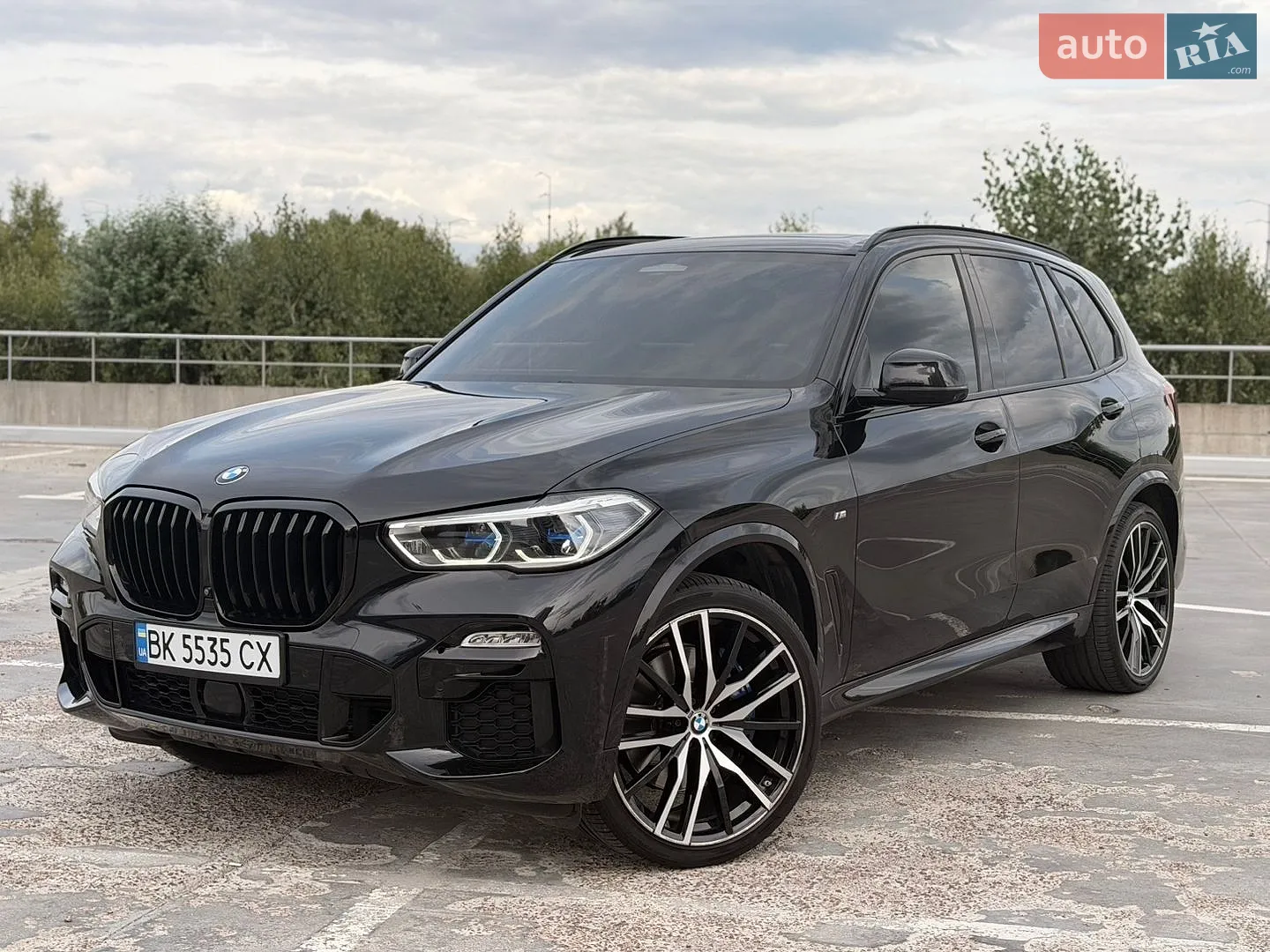 2021 BMW X5 - фото 1