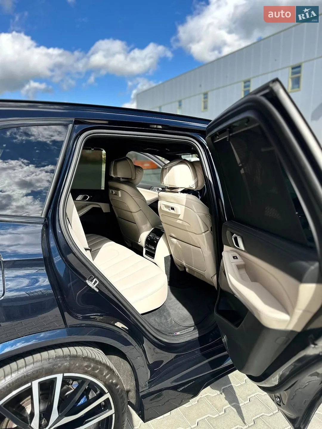 2020 BMW X5 - мініатюра 17