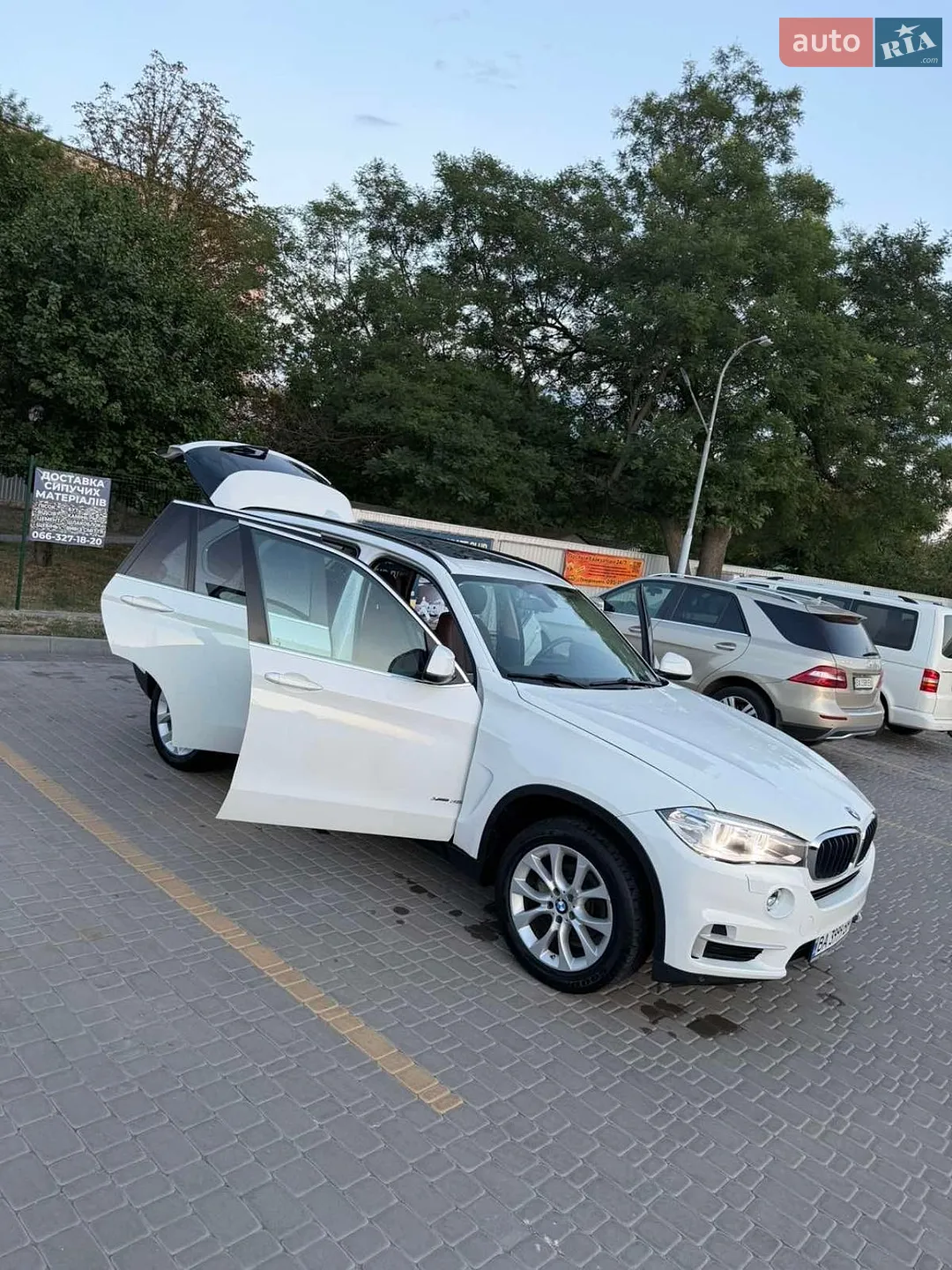 2015 BMW X5 - мініатюра 3